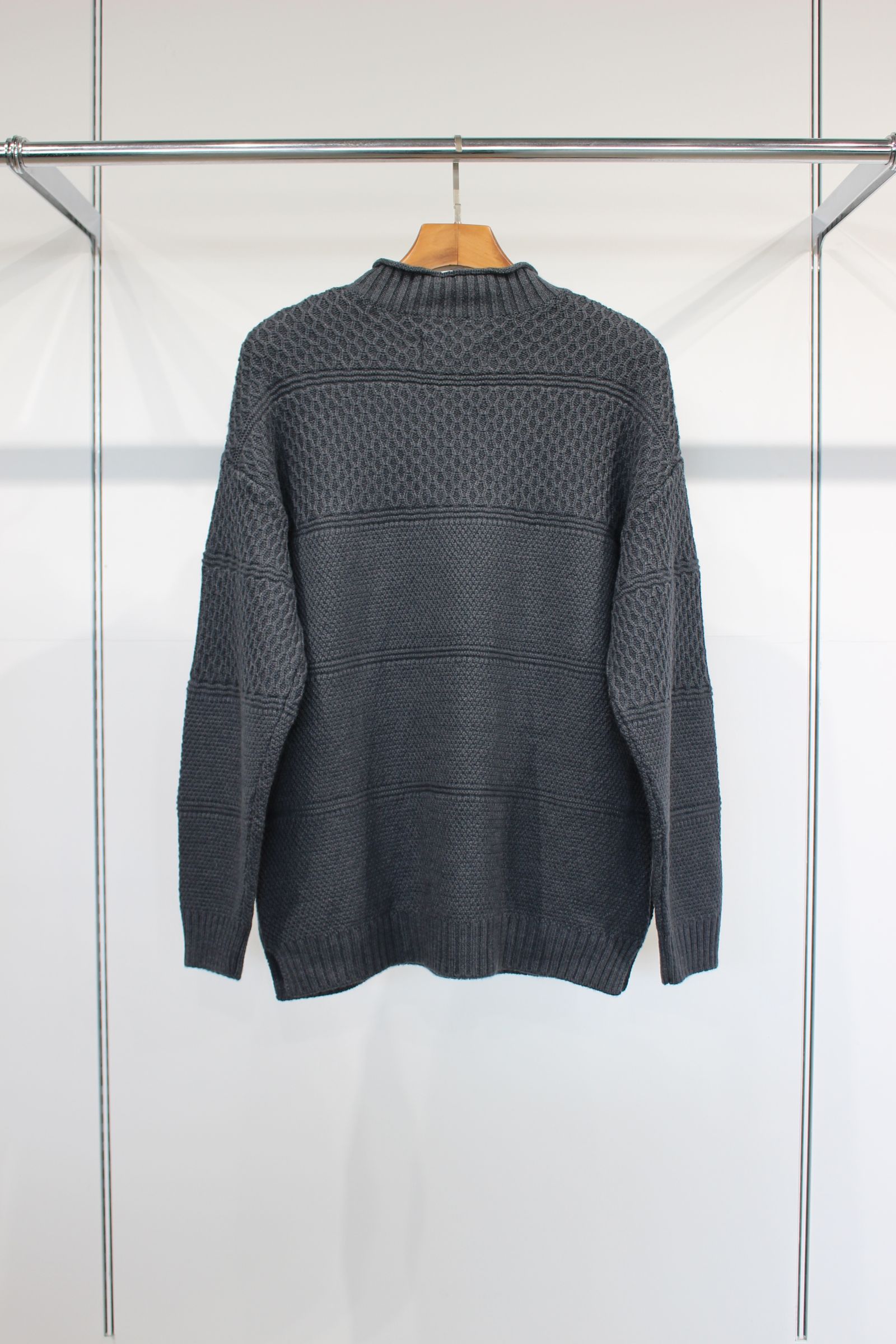 BIG SILHOUETTE WAFFLE P/O KNIT/GRAY