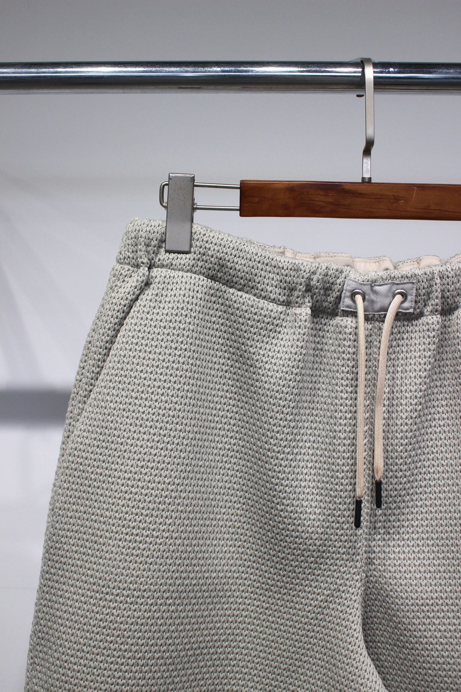 HONEYCOMB KNIT SHORTS | LIME BEIGE | ショートパンツ