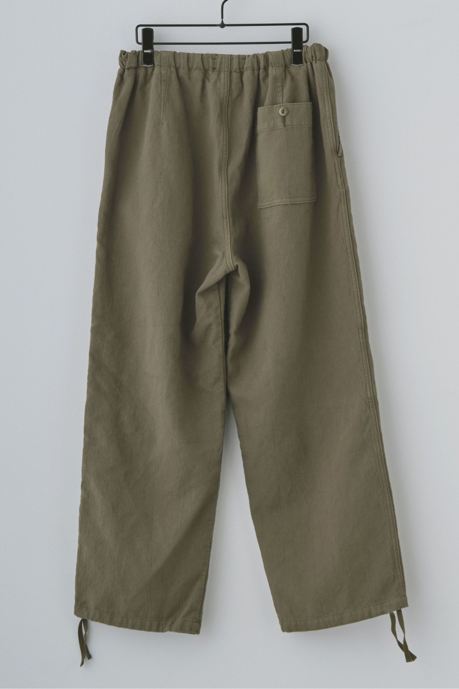 [ラスト1点] HREINN EZ TROUSERS | OLIVE | パンツ