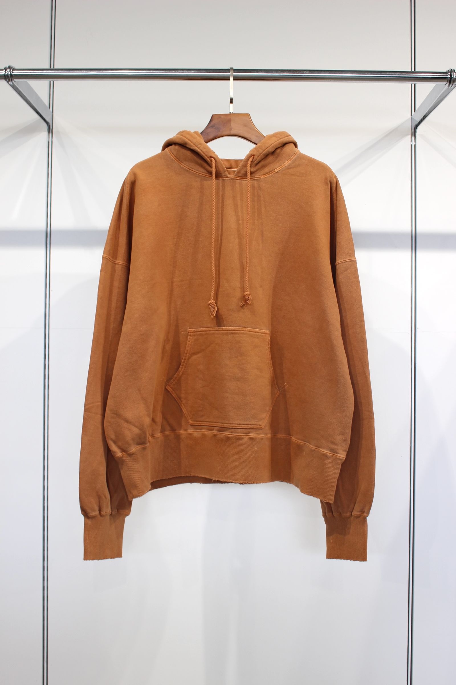DYED DAMAGE HOODIE | TERRACOTTA | パーカー