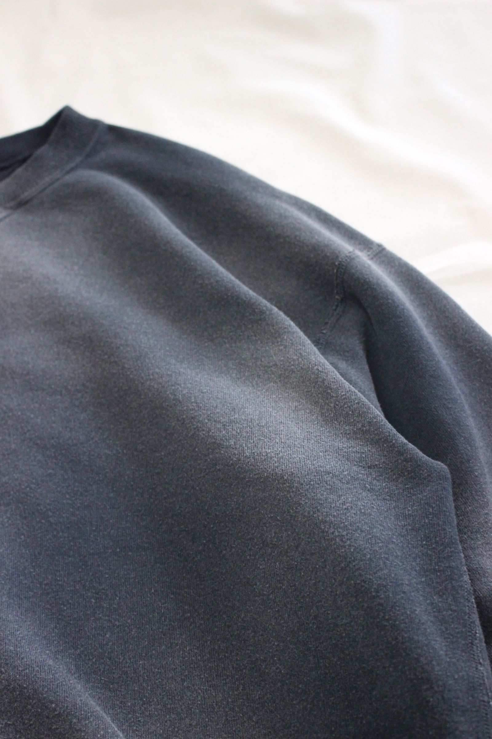 [ラスト1点] VINTAGE FADE BOTH V-GAZETTE SWEAT SHIRT | SUMI | スウェット