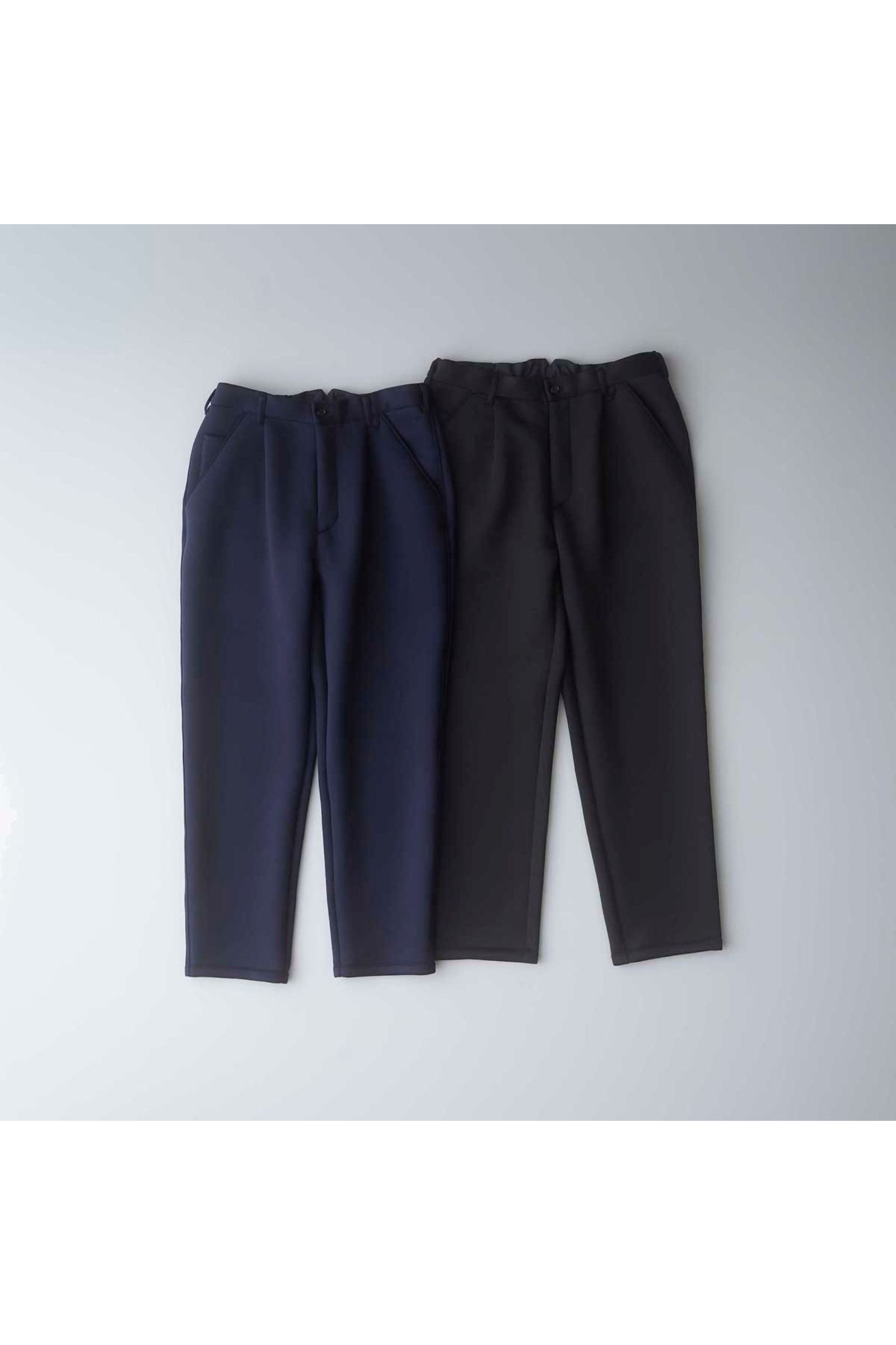 SMOOTH DOUBLE-KNIT TROUSERS | BLACK | パンツ