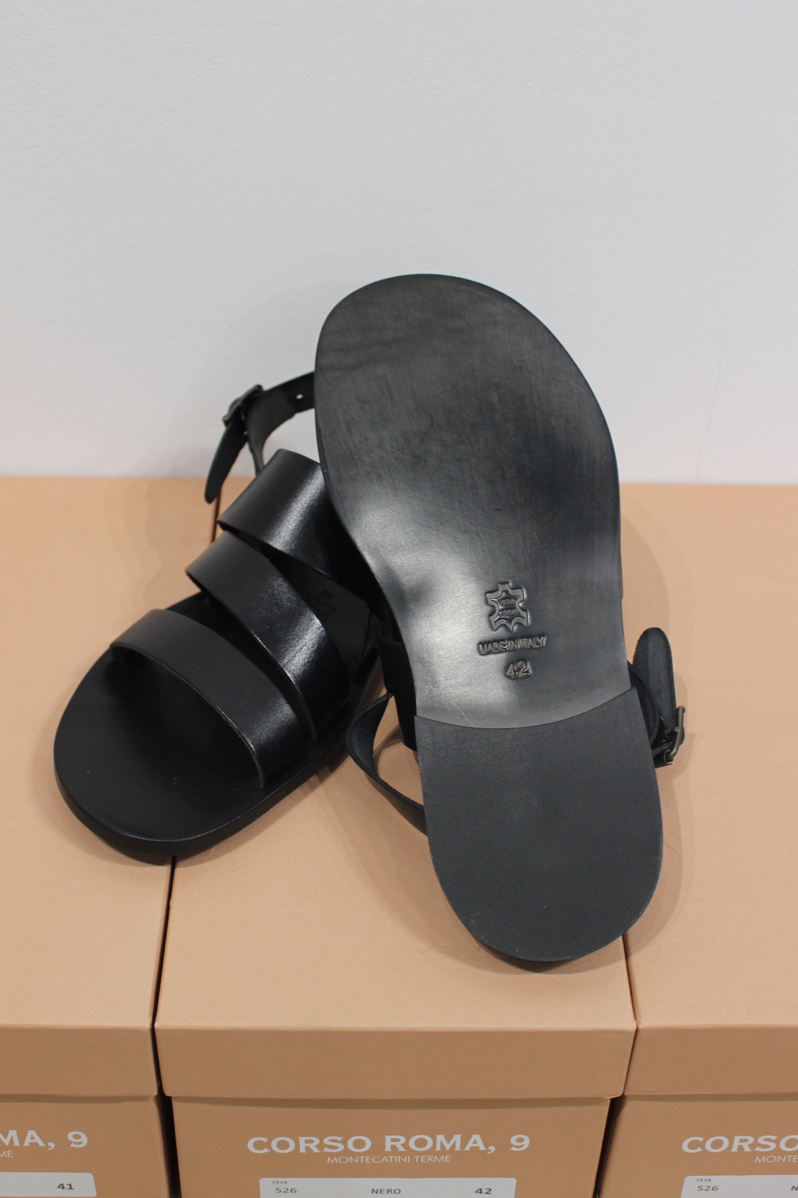 CORSO ROMA 9 - No,526/レザーサンダル | NapsNote