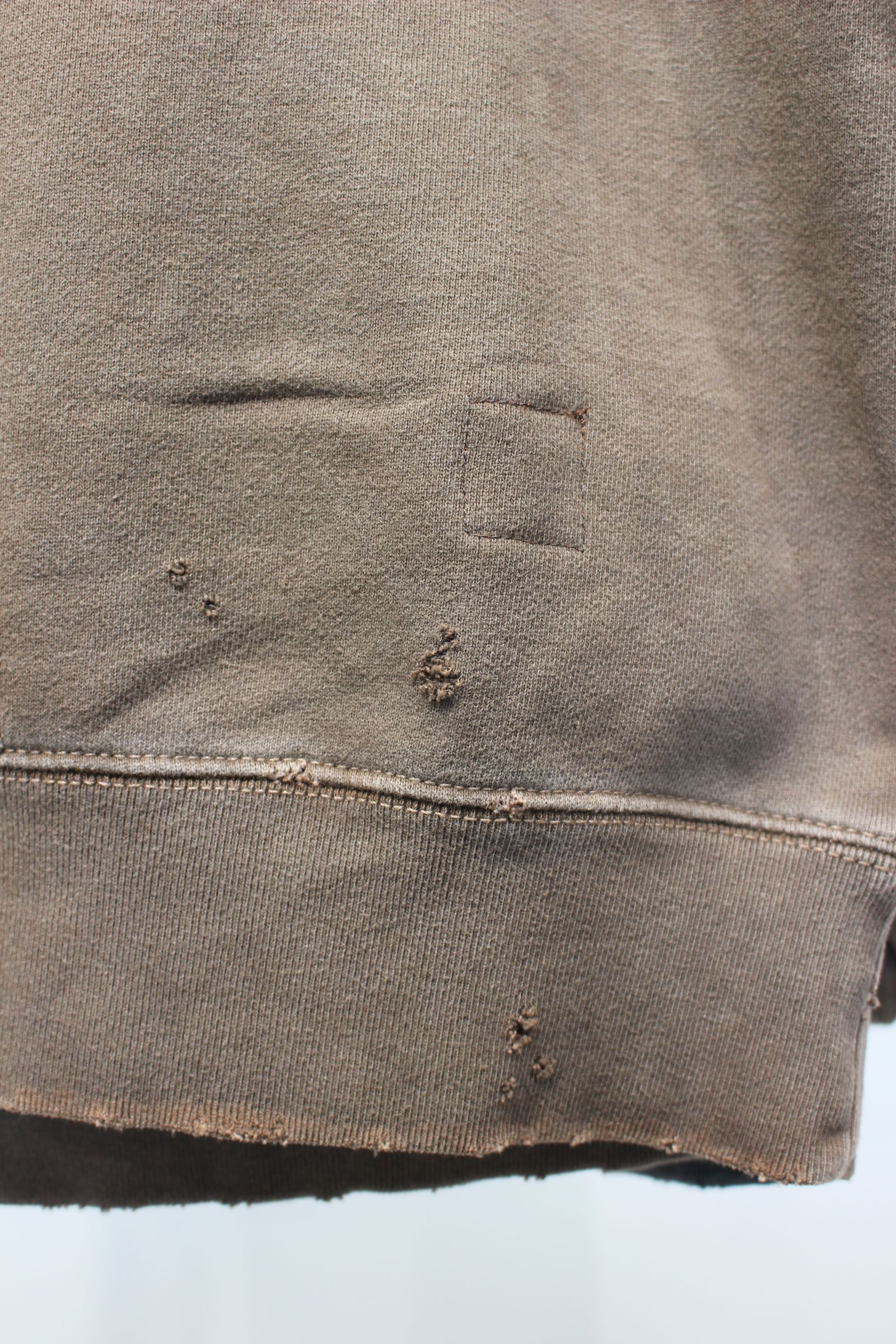 DAMAGE PIGMENT SWEAT CREW | BROWN | スウェット