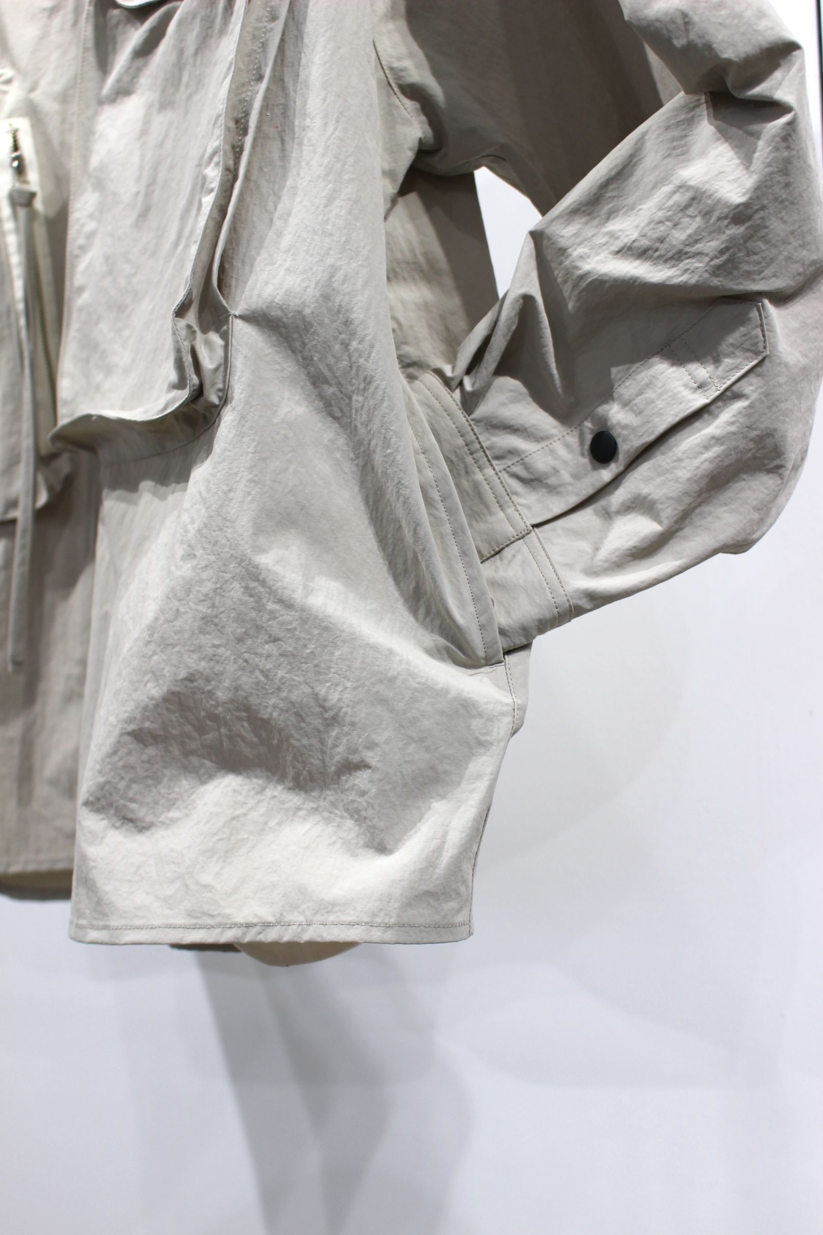 NYLON TAFFETA BIG RAGLAN SHIRT | LIGHT GRAY | シャツ