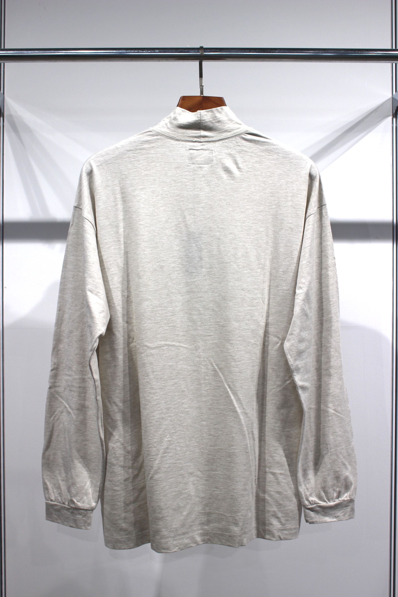 CASHMERE BLENDED MOCK NECK L/S TEE/OATMEAL