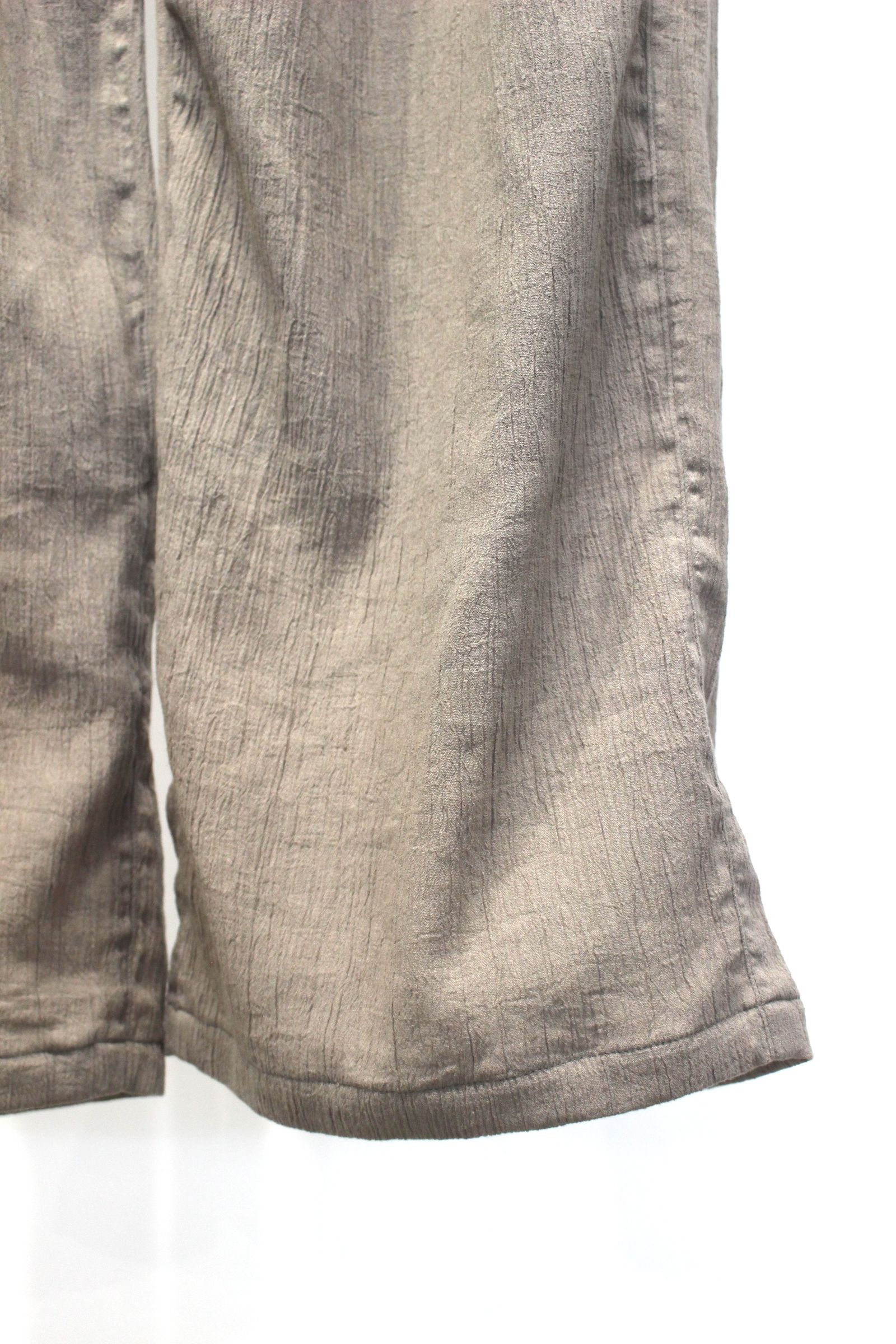 [ラスト1点] BELTED CREPE TUCK SLACKS | GREIGE | スラックス