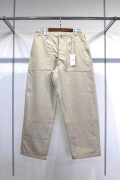 ORGANIC COTTON HBT TWILL BAKER PANTS/IVORY