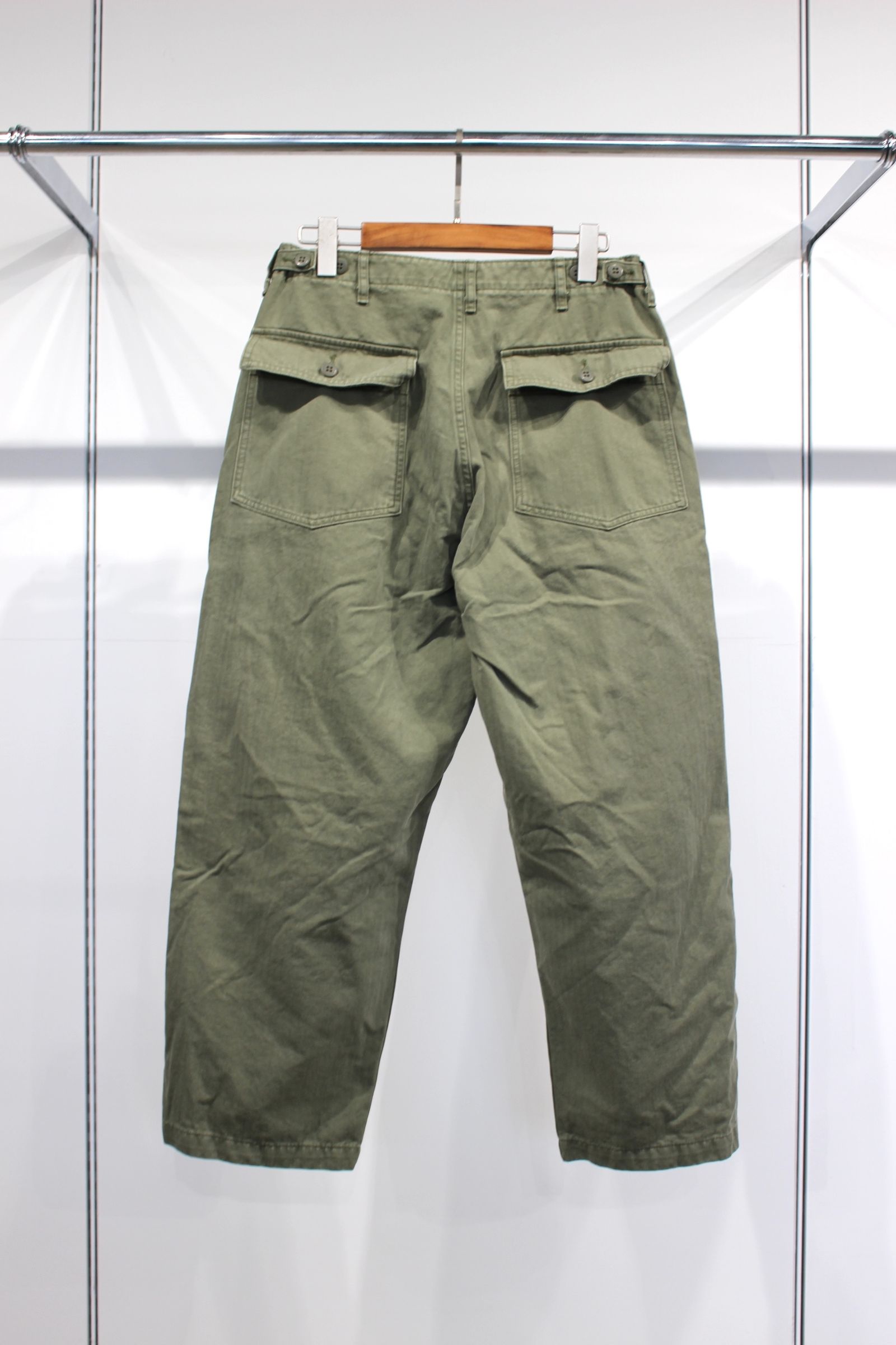 USEDE WASHED ORGANIC COTTON HBT TWILL BAKER PANTS | U.OLIVE | ベイカーパンツ