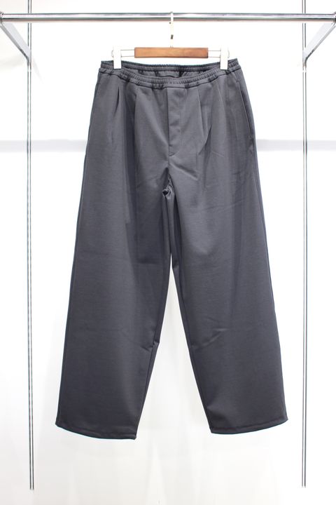 em. エムドット Slim Tapared Pants【SHORT】 ブラック（パンツ  