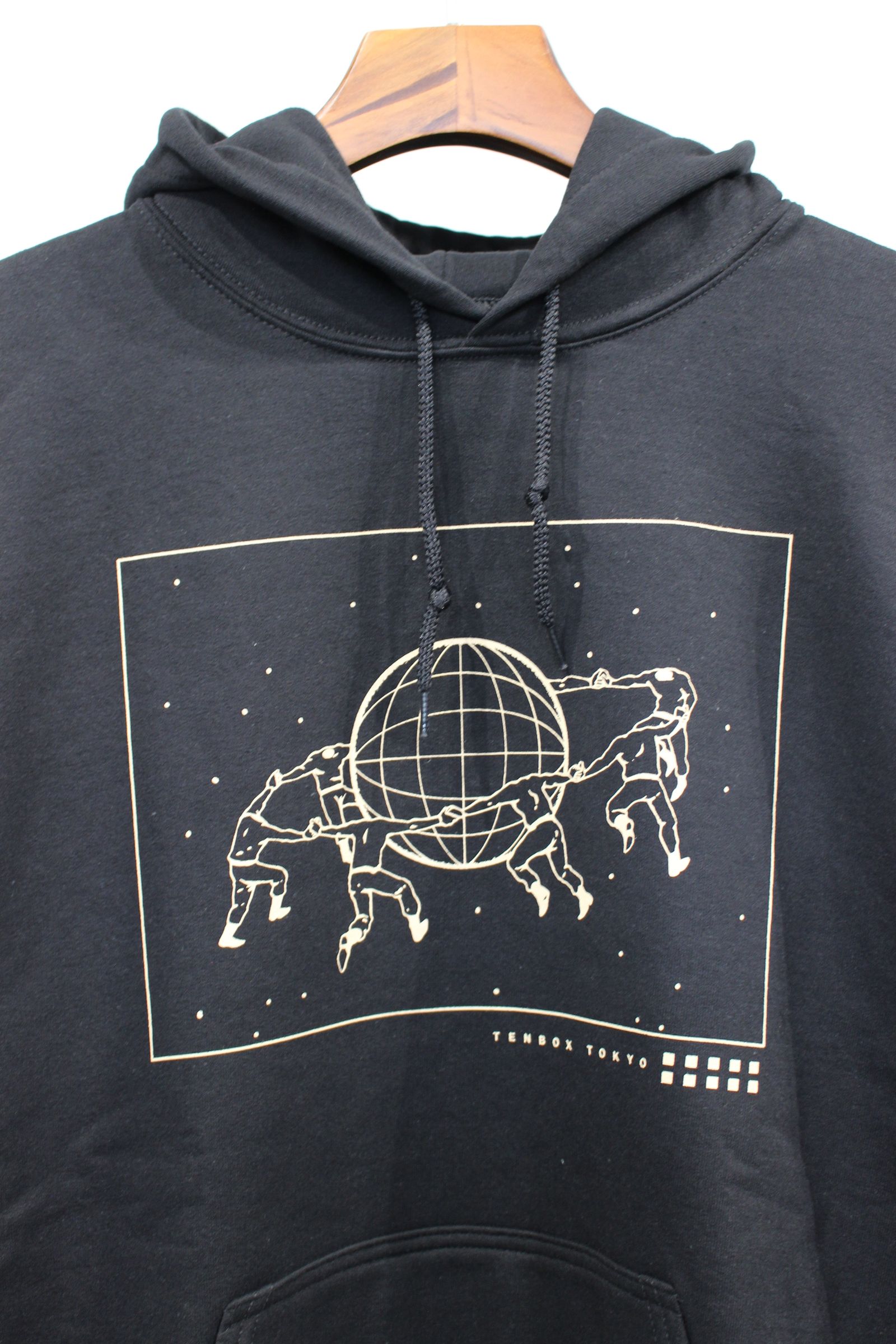 Small World Hoodie/BLACK【10/1 発売】