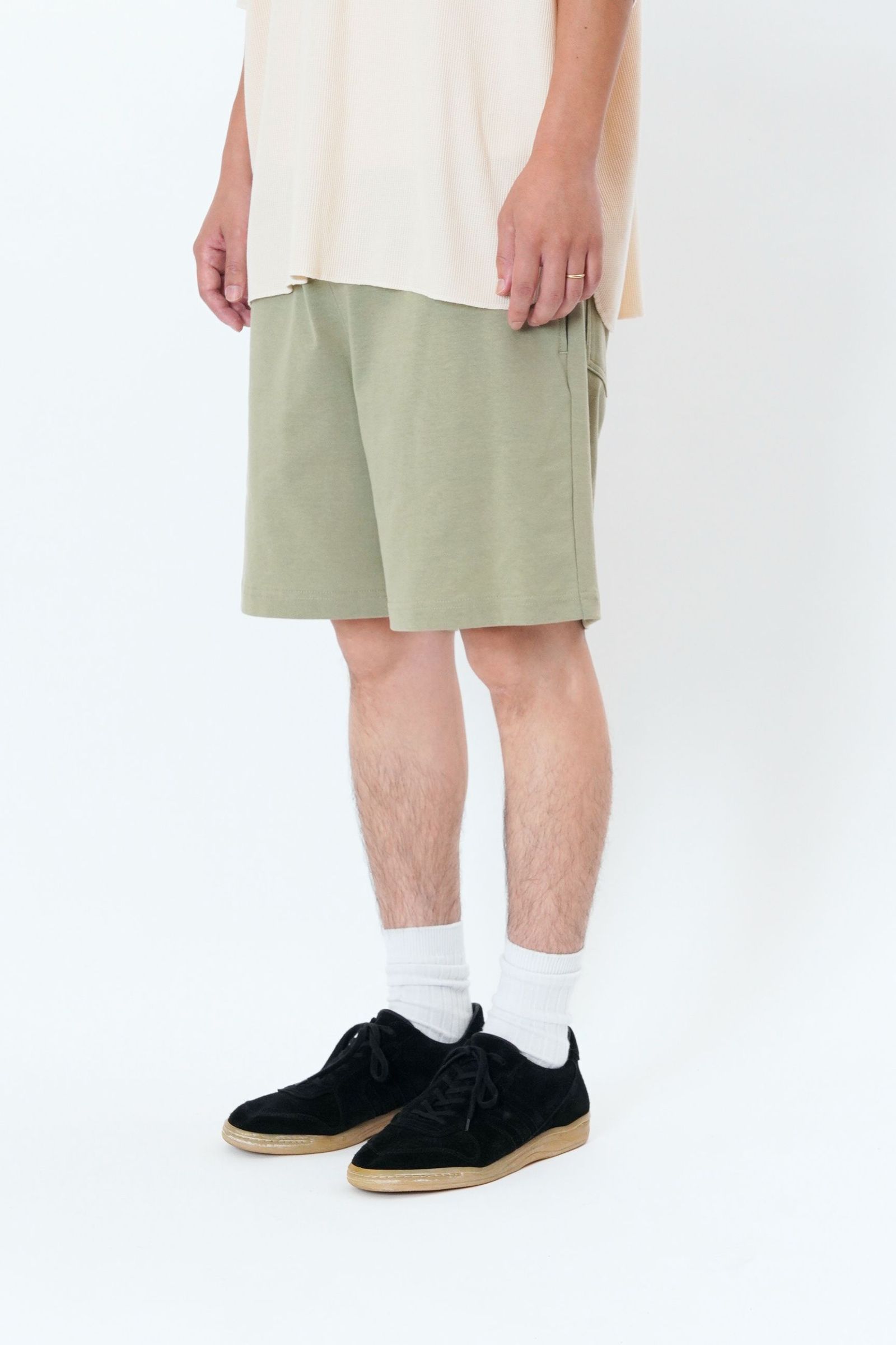 EASY SHORTS | MOSS GREEN | ショーツ