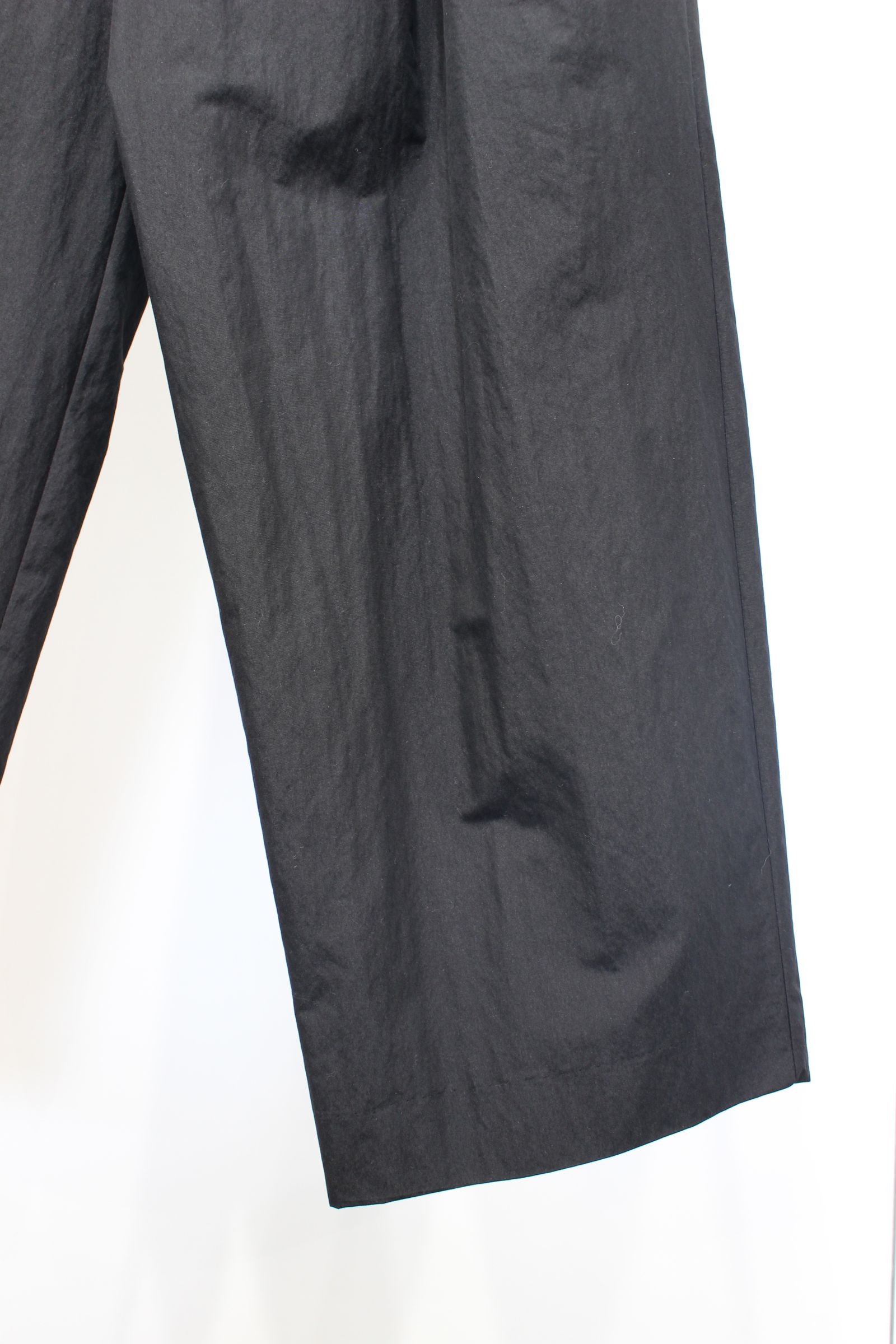 SUPIMA COTTON x NYLON TYPEWRITER Easy Wide Pants | BLACK | ワイドパンツ