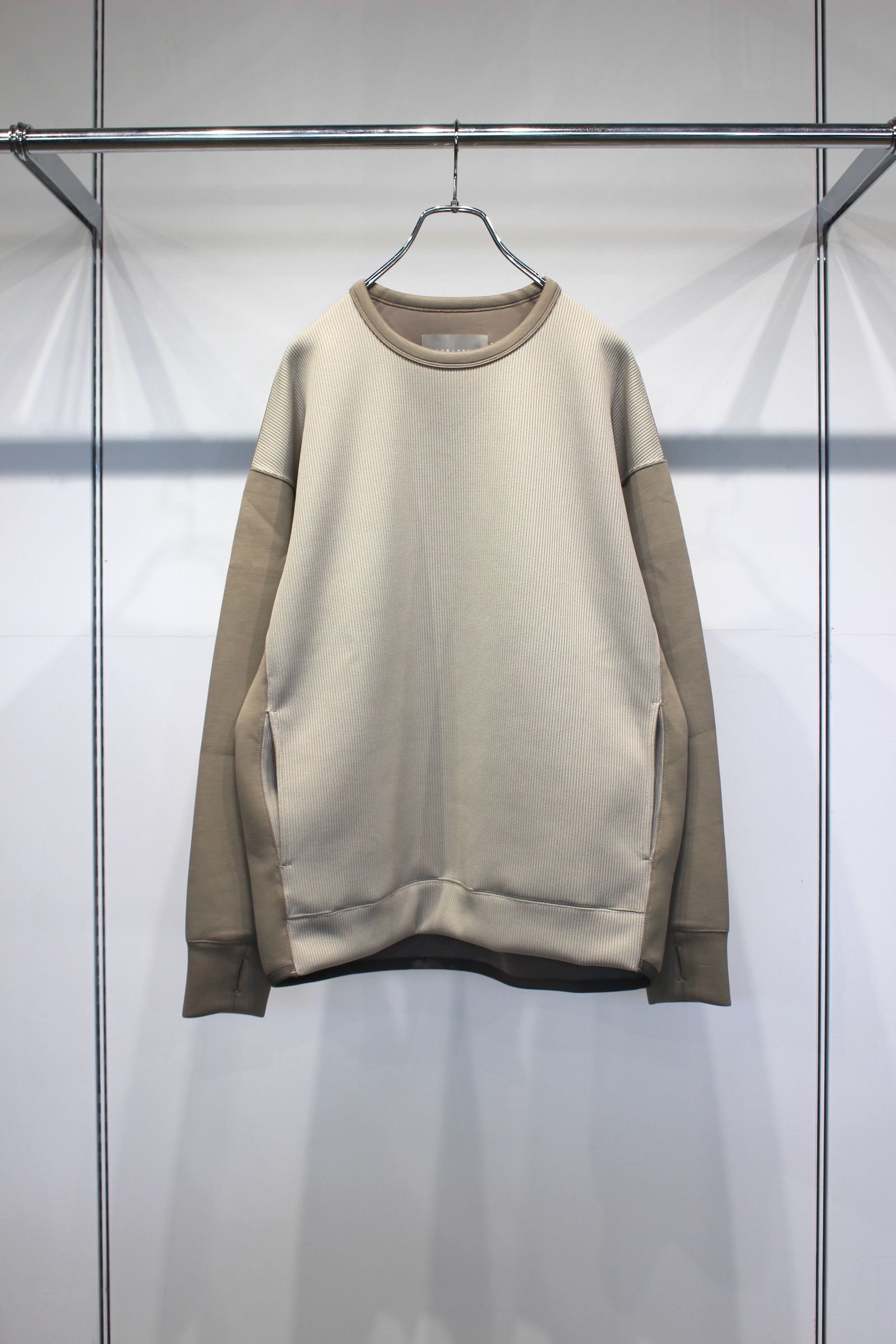 KNIT-COMBI RAYON DOUBLE-KNIT P/O | GREIGE | クルーネックプルオーバー