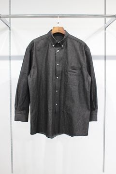 90'S FIT BLACK DENIM BUTTON DOWN SHIRT/BLACK DENIM