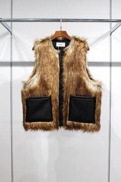 FUR VEST/CAMEL