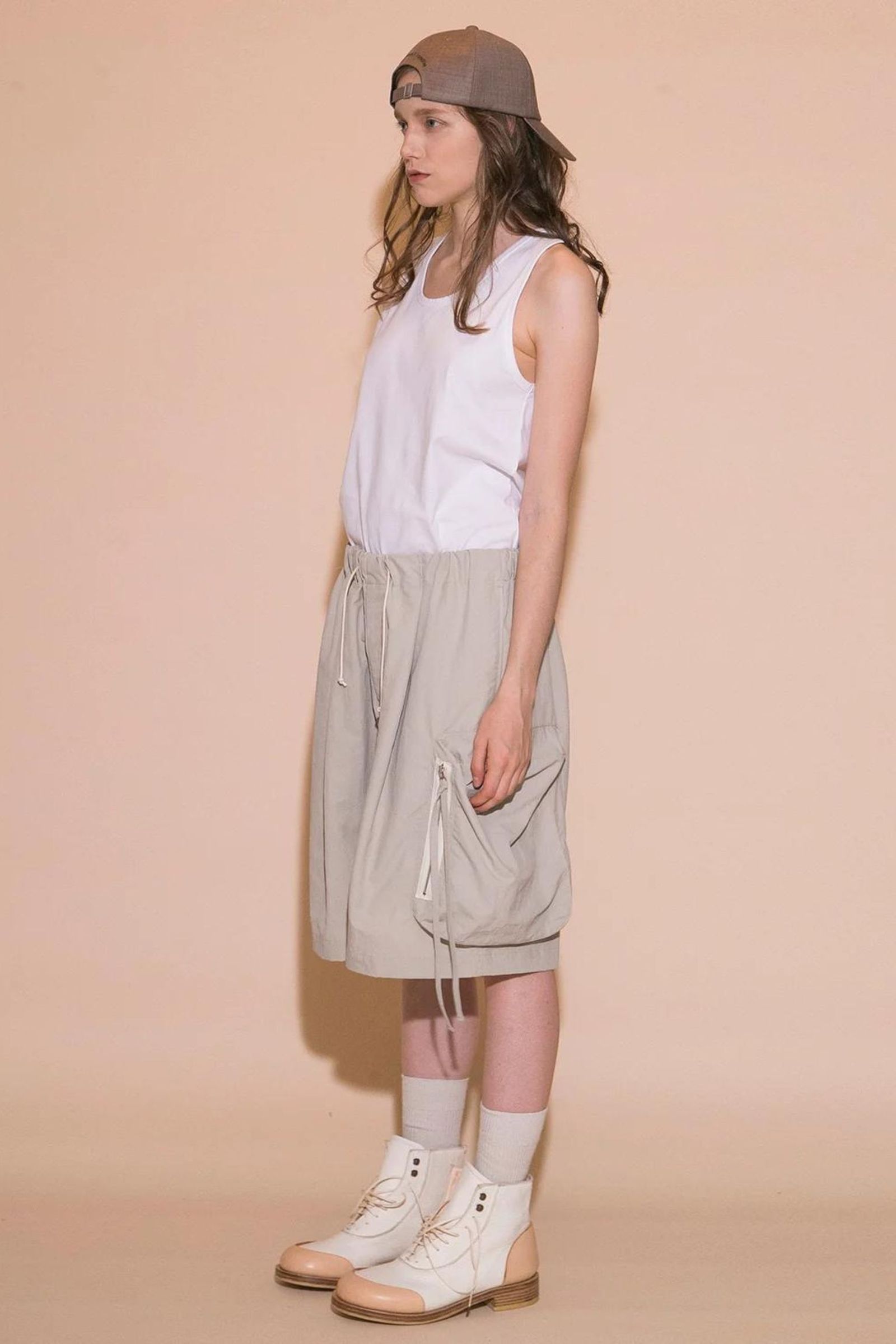 NYLON TAFFETA WIDE SHORT PANTS | LIGHT GRAY | ショーツ