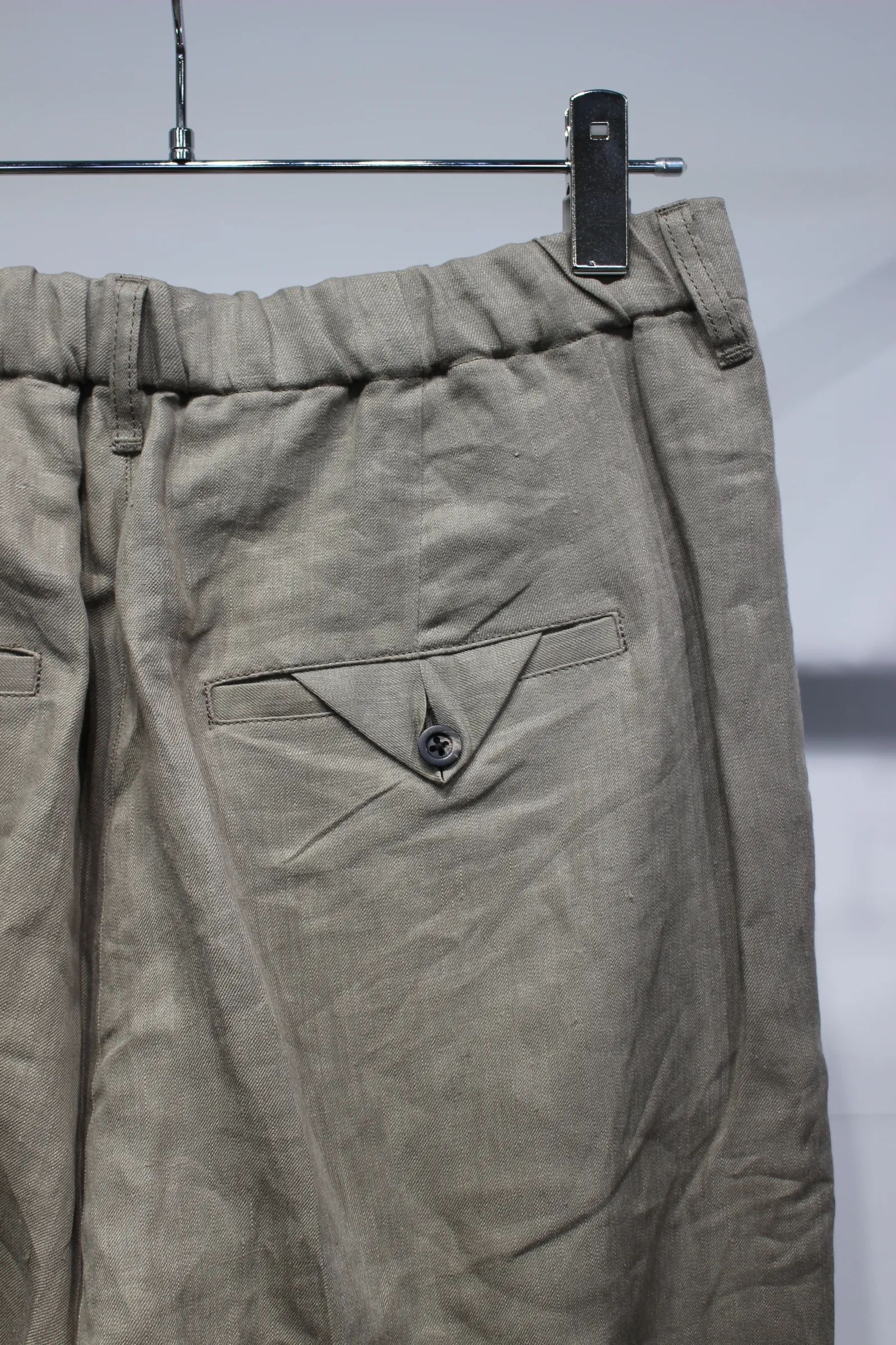 100/S LINEN TAILORED SHIRT | 100/S LINEN TUCK SLACKS | KHAKIBEIGE | セットアップ