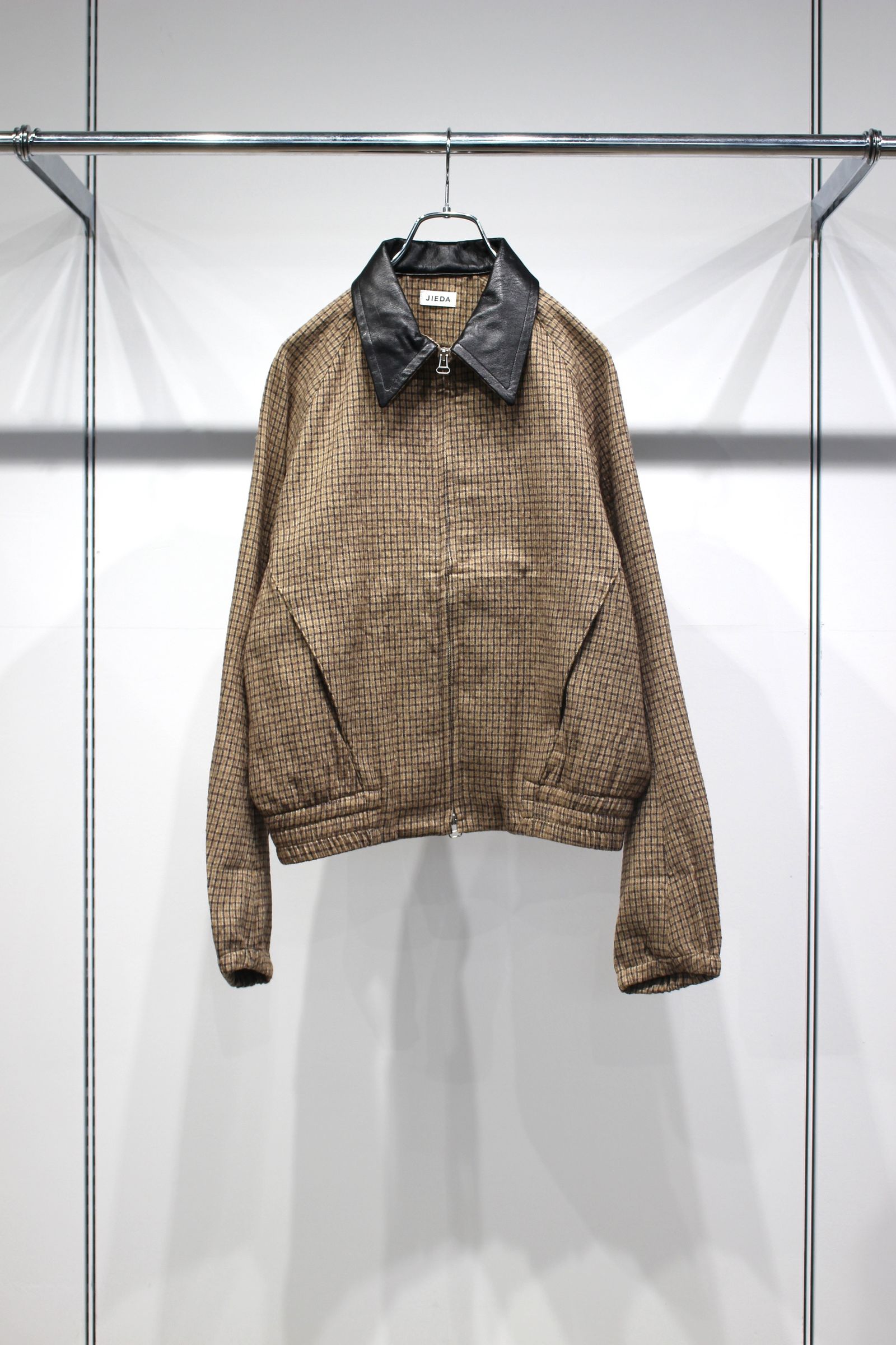 LEATHER COLLAR SHORT JACKET | BROWN CHECK | ライトアウター