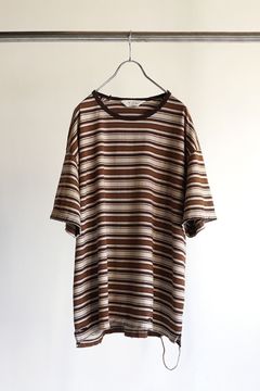 MULTI BORDER T-SHIRT/BROWN