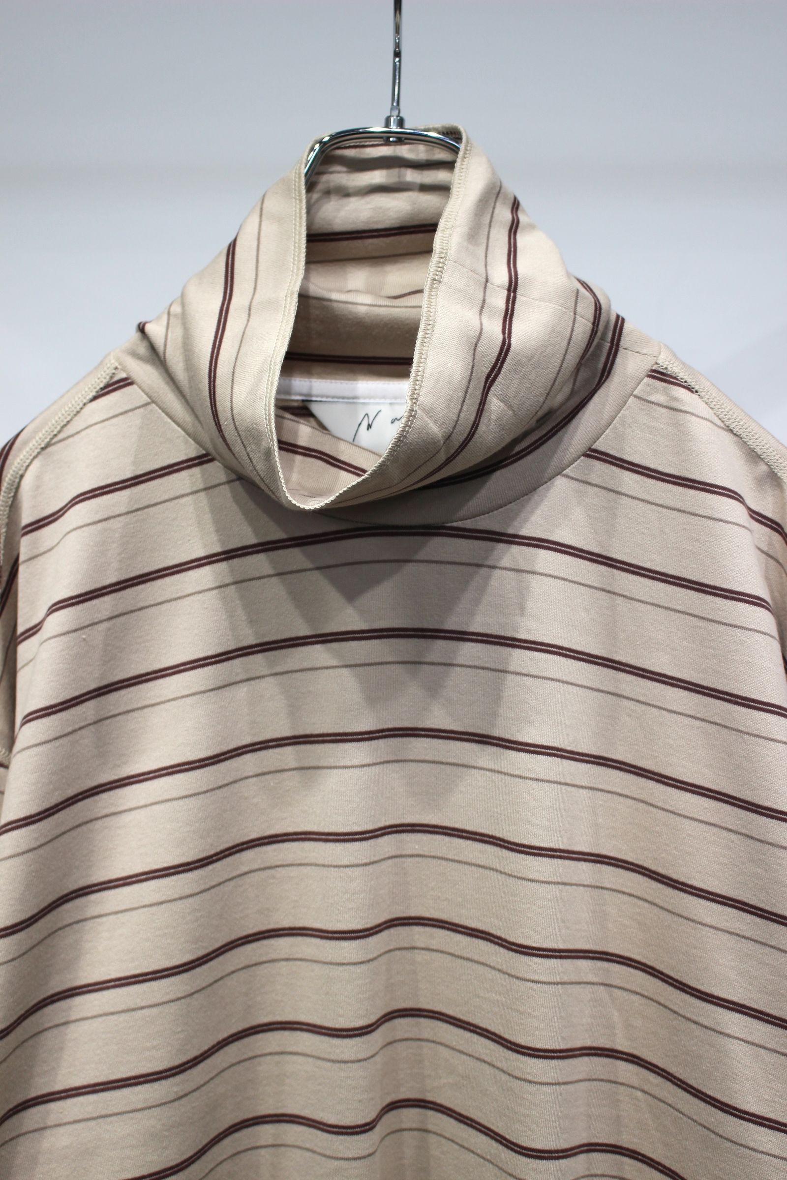 TURTLENECK BORDER LS T-SHIRT | BEIGE | カットソー