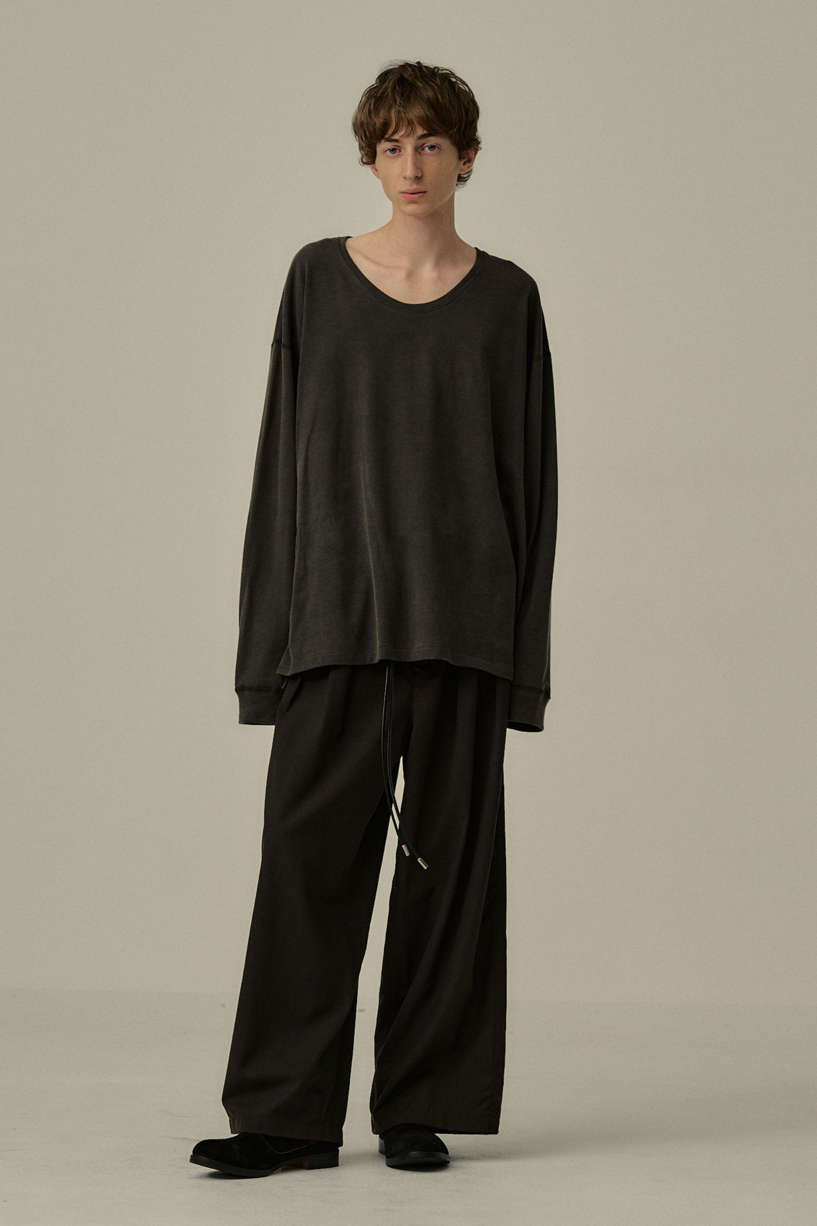 UNEVENNESS type-U LS T-SHIRT | BLACK | カットソー