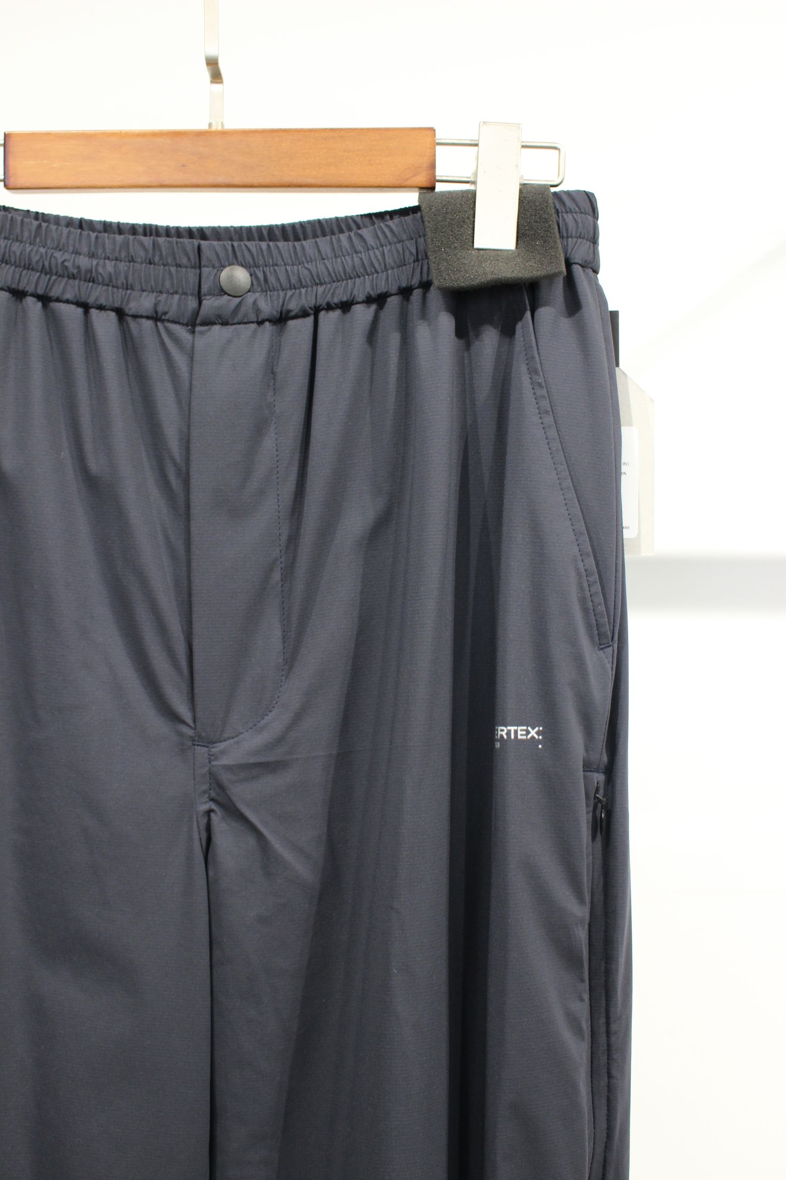 Pertex Shield Nylon Track Pants | D.NAVY | パンツ