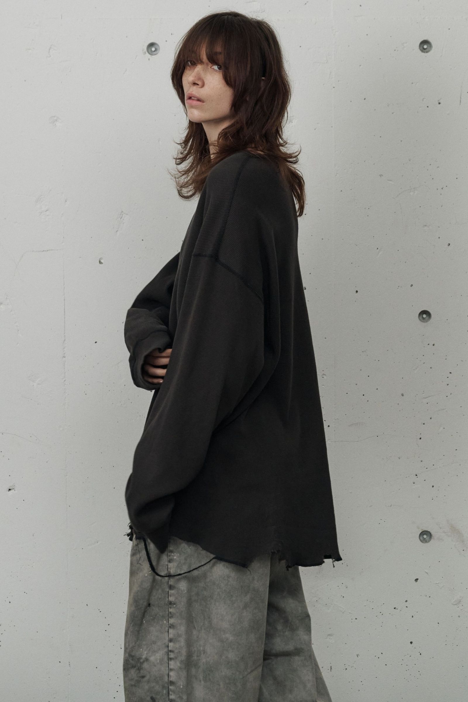 DAMAGE WAFFLE CREW LS | D.BROWN | カットソー