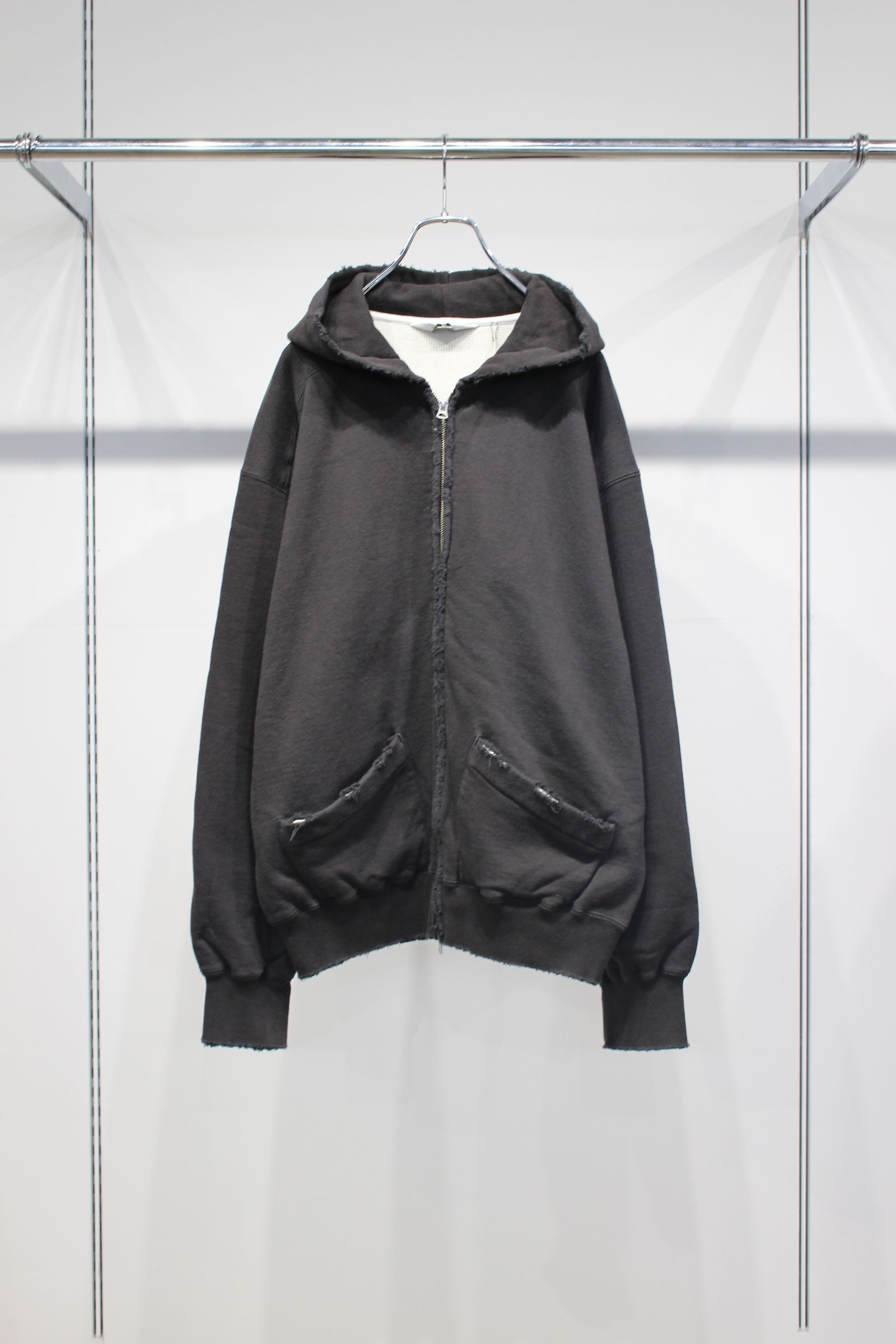 ZIP UP HOODIE | BLACK | ジップフーディー