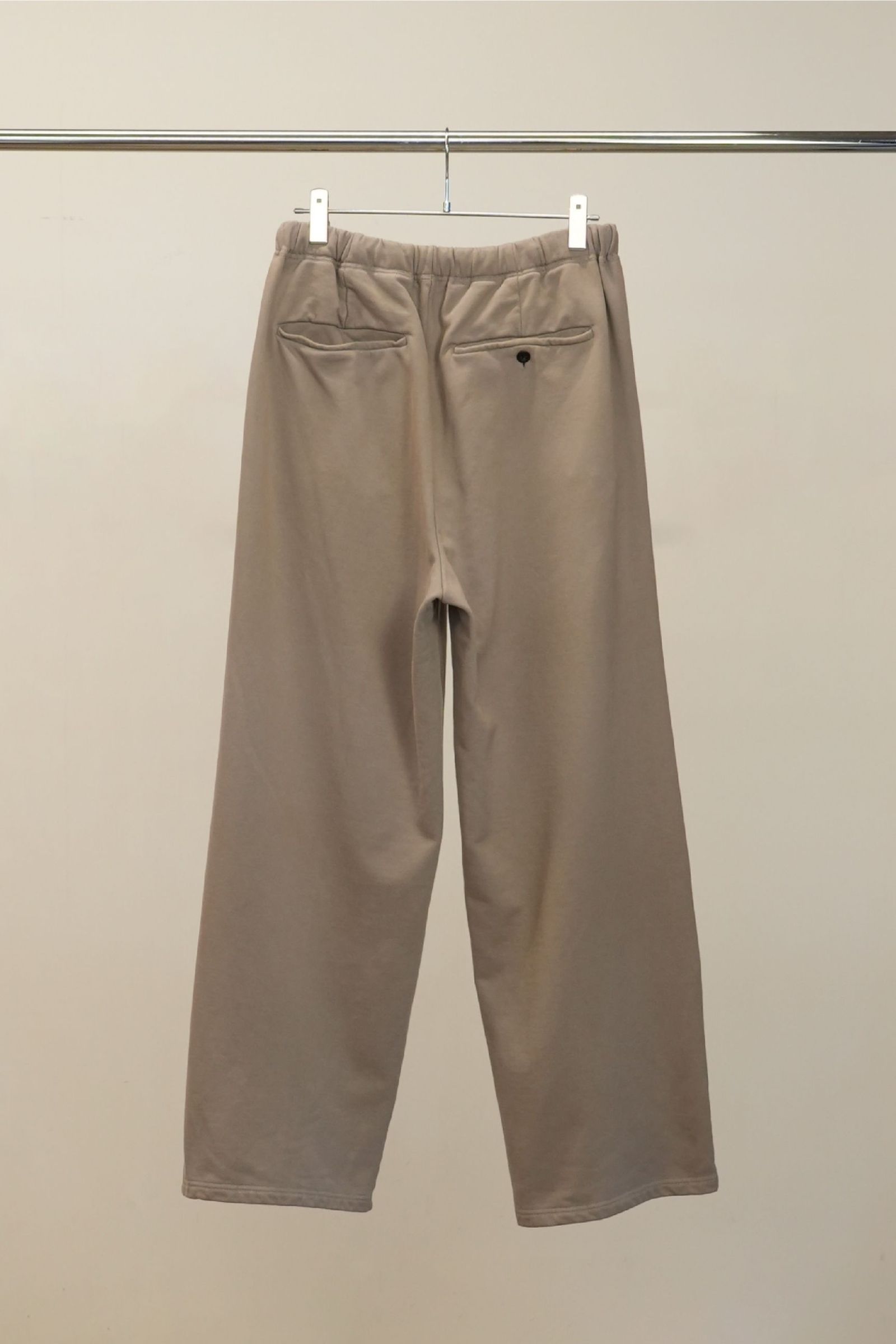2TUCK SWEAT PANTS | GREIGE | スウェットパンツ