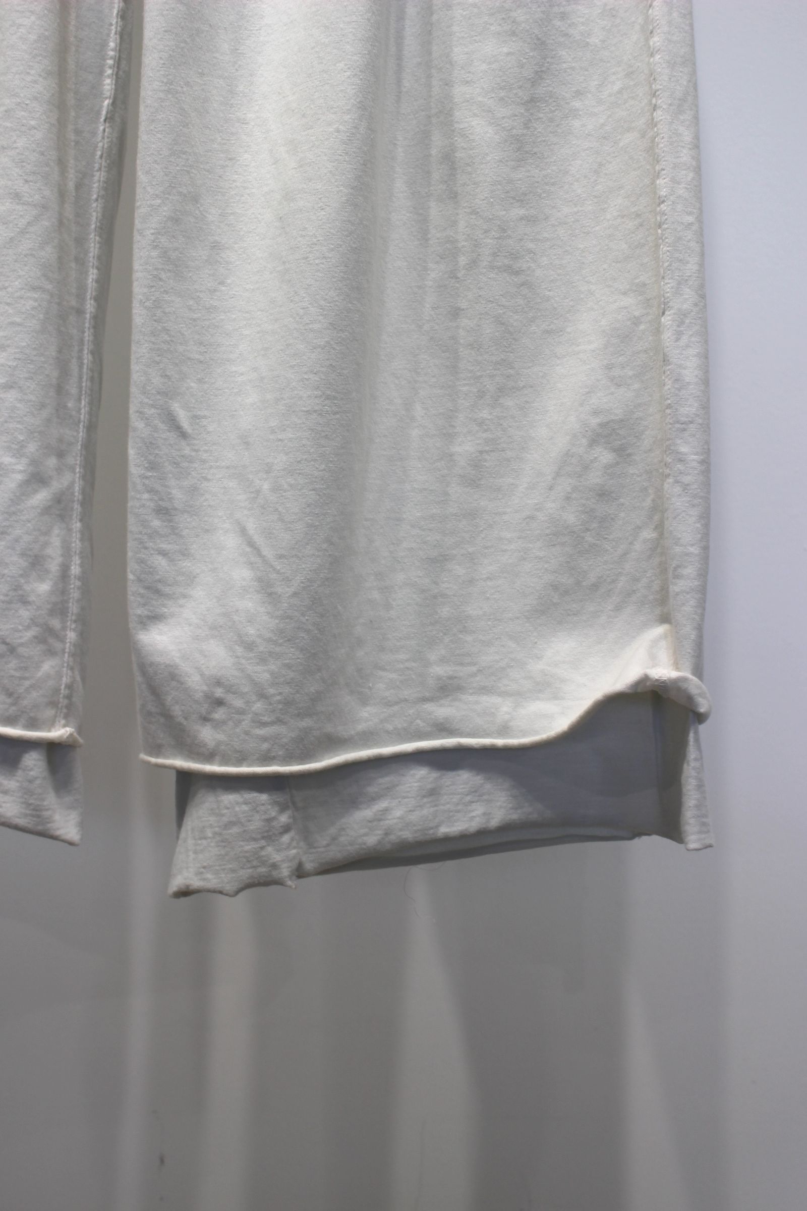 DRAPE WIDE EASY CUT SLACKS | WHITE | スラックス