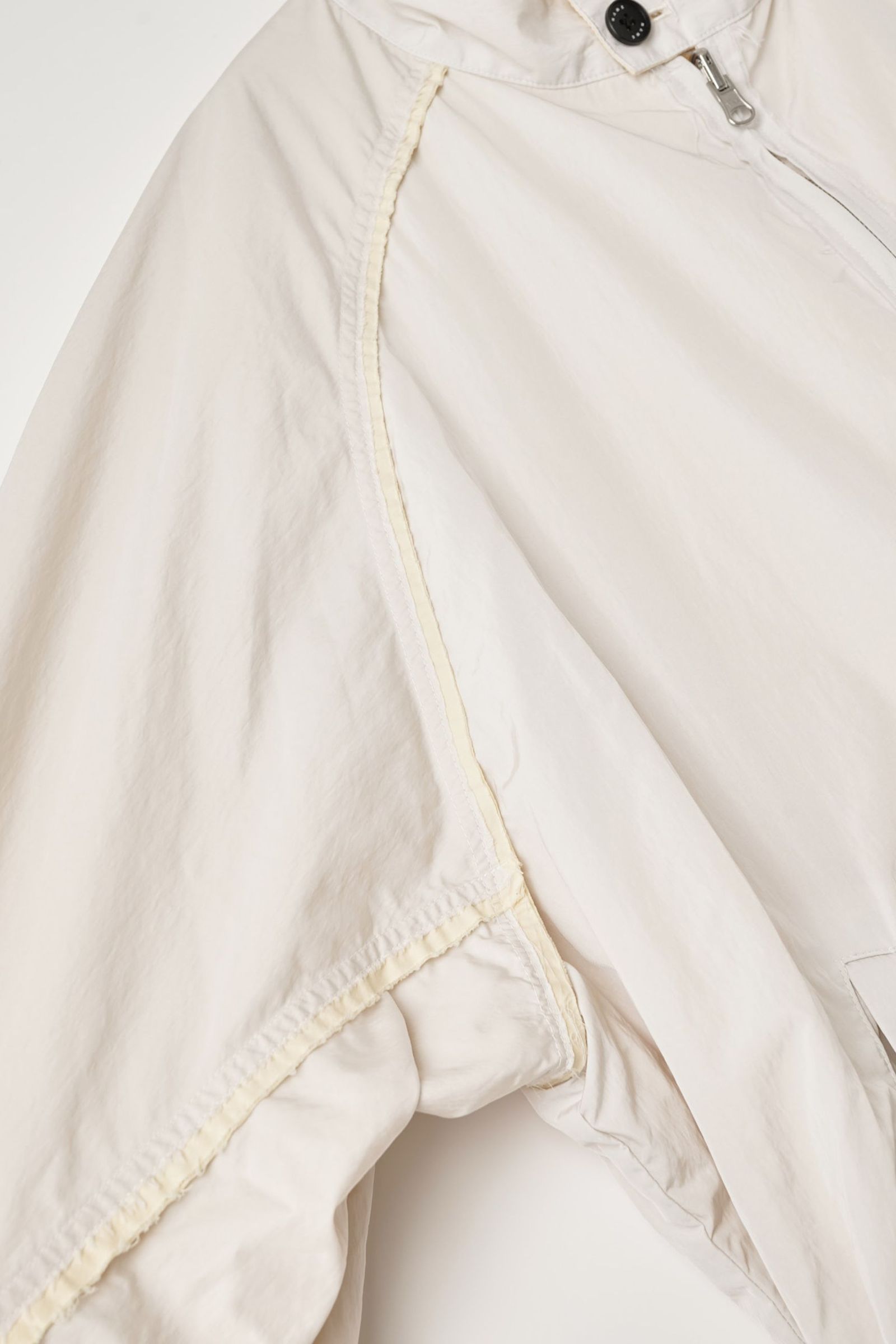 REVERSIBLE HARRINGTON JACKET : IRREGULAR INSIDE OUT | OFF - YELLOW | リバーシブルブルゾン