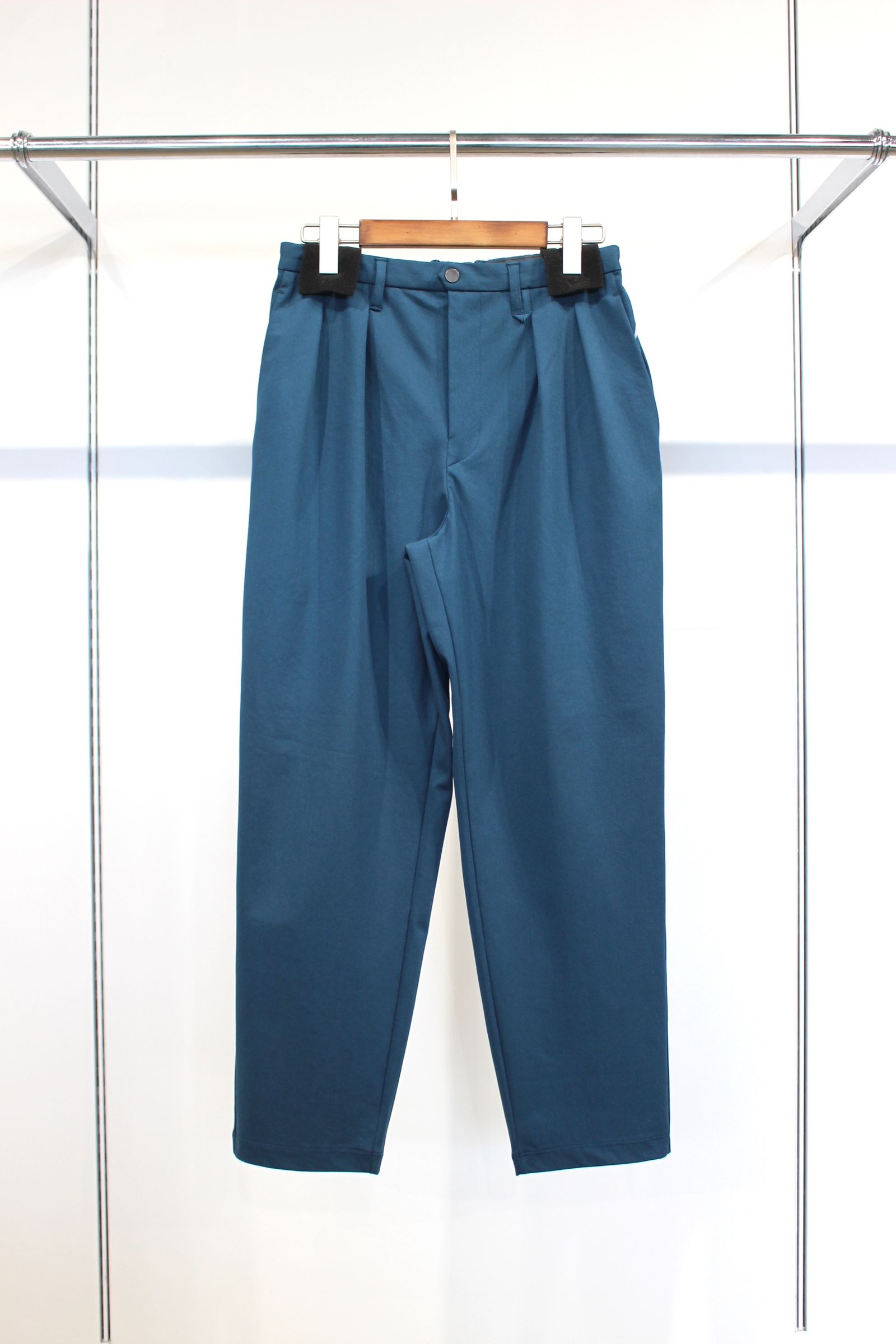 TRICOT TAPERED TROUSERS/PRUSSIAN