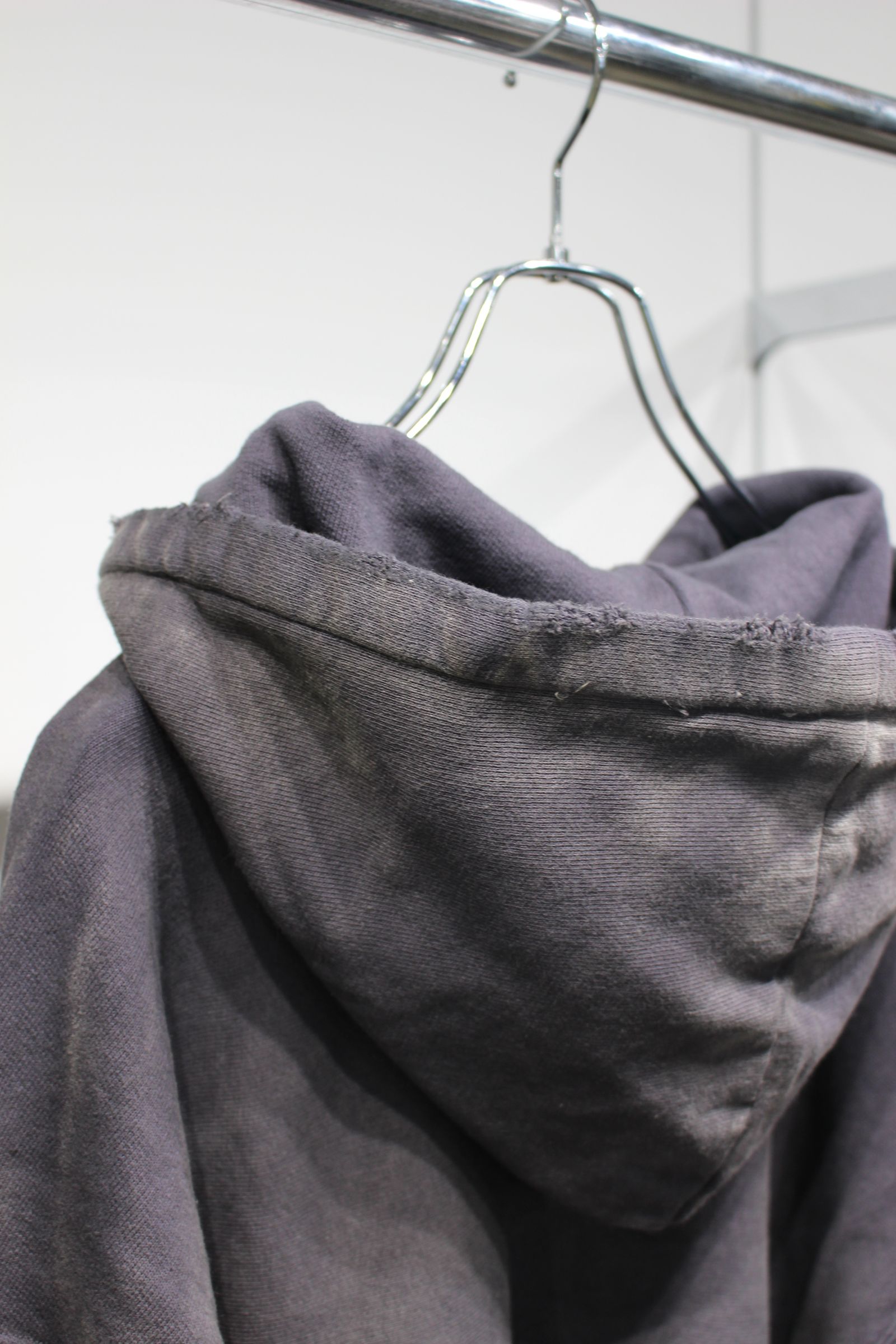 SWITCHING HOODIE | BLACK | フーディー