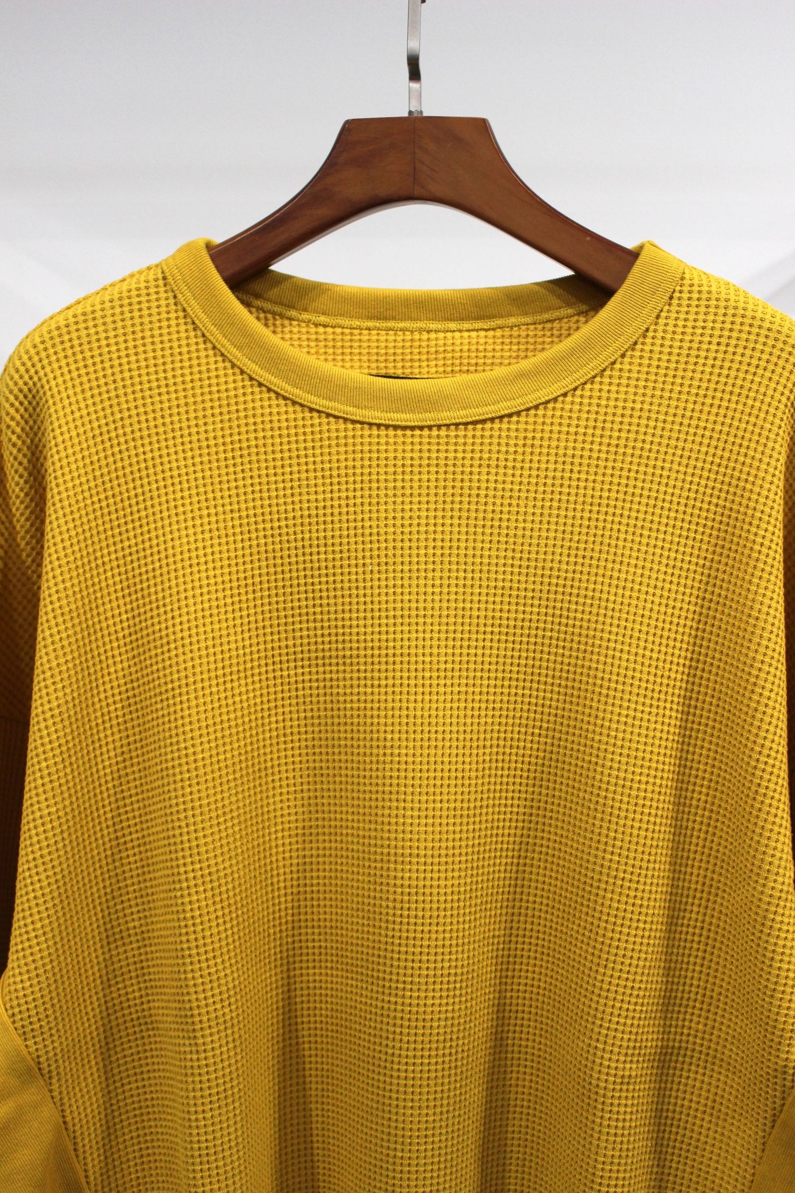 WAFFLE LONG SLEEVE PULLOVER | YELLOW | カットソー