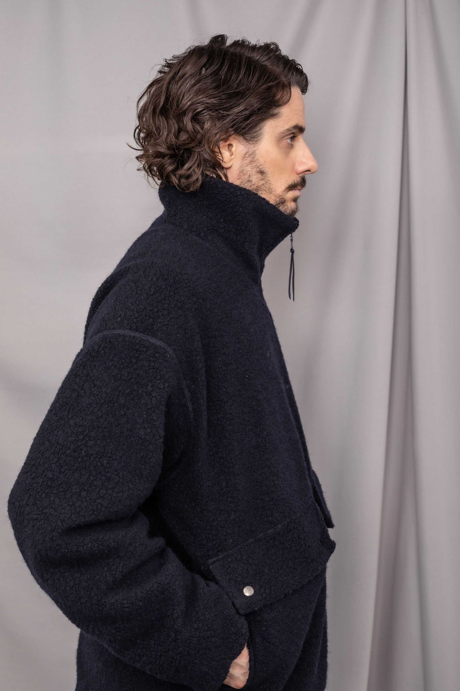 RECYCLED WOOL TUBE-NECK BLOUSON/D.BROWN
