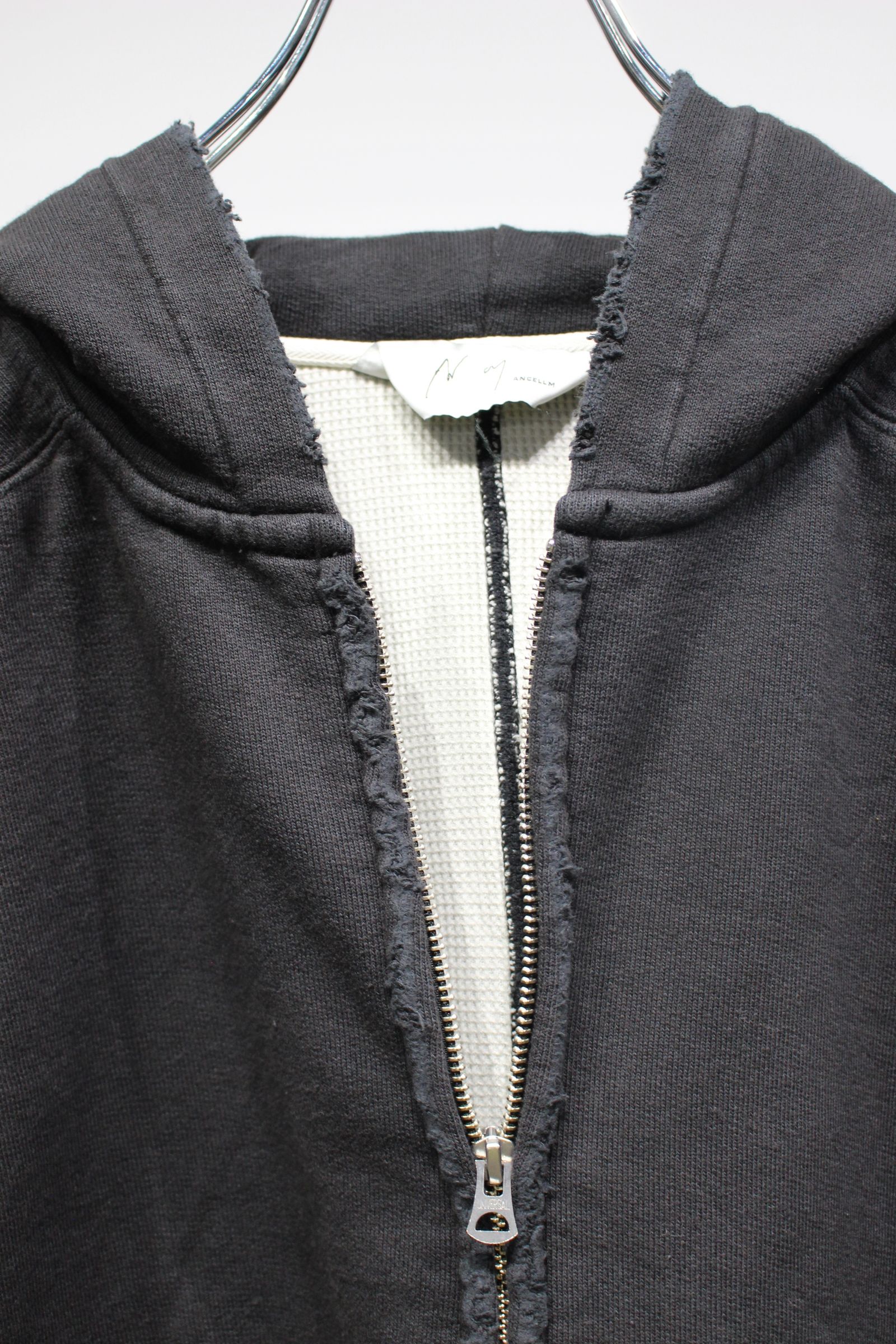 ZIP UP HOODIE | BLACK | フーディー