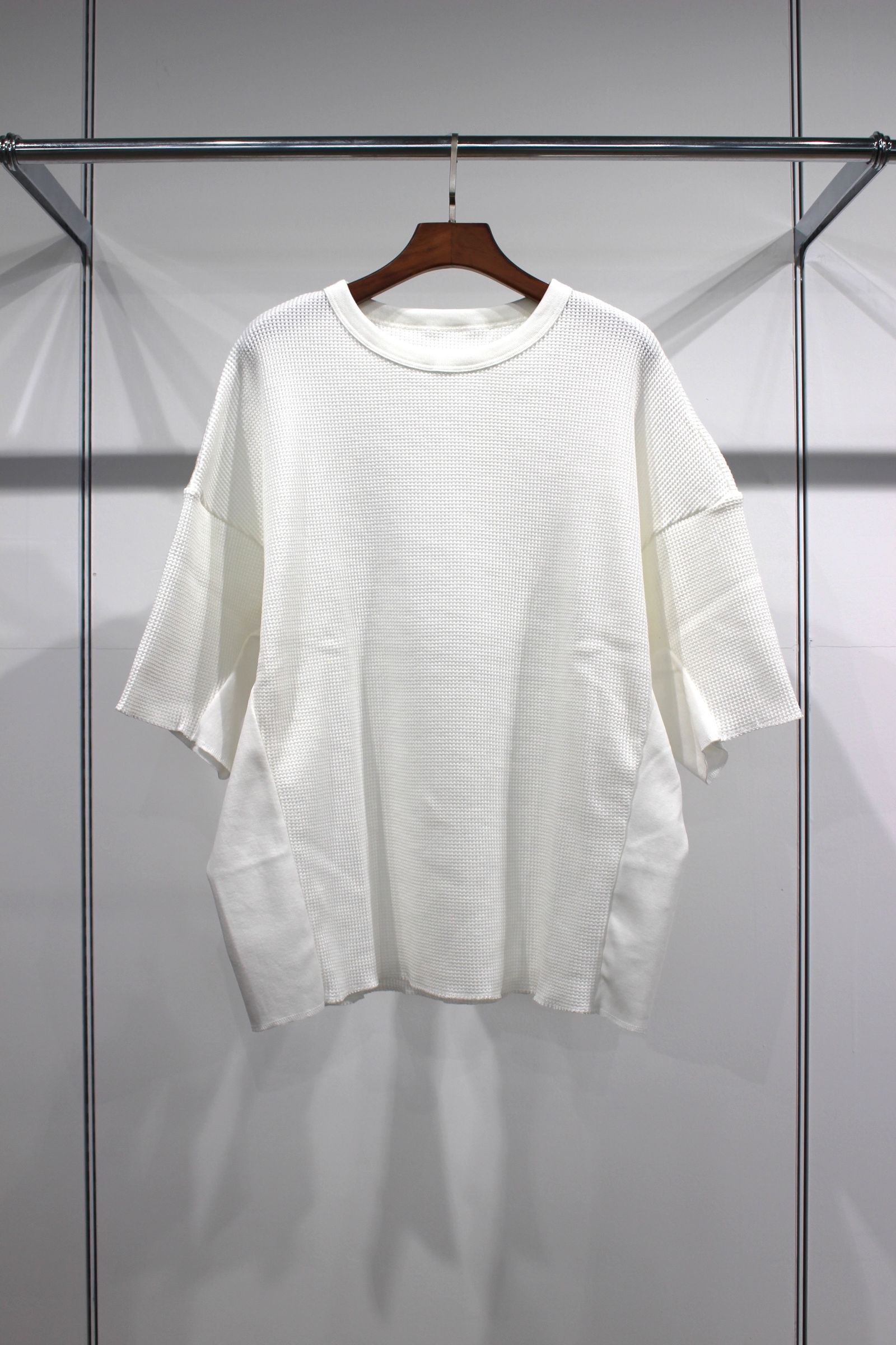 WAFFLE OVERSIZED T-SHIRT | WHITE | カットソー