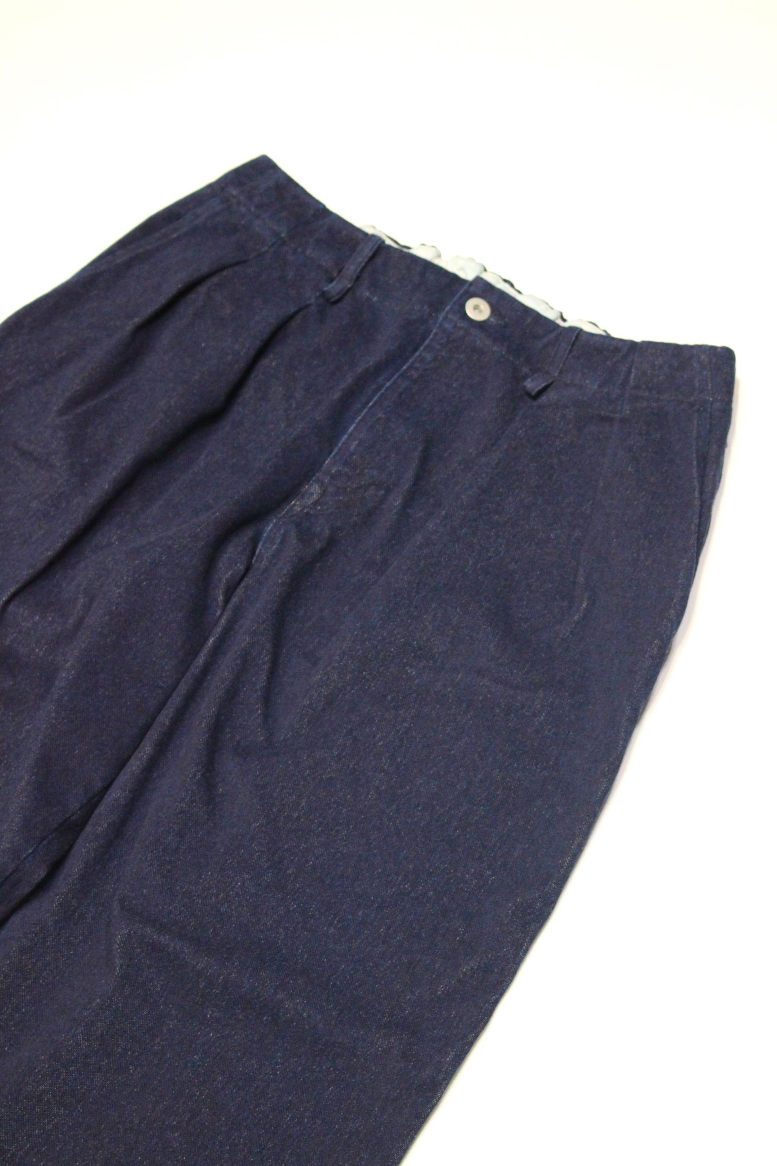 INDIGO 2TUCK WIDE EZ SLACKS “ONE WASHED”/ニットデニムパンツ