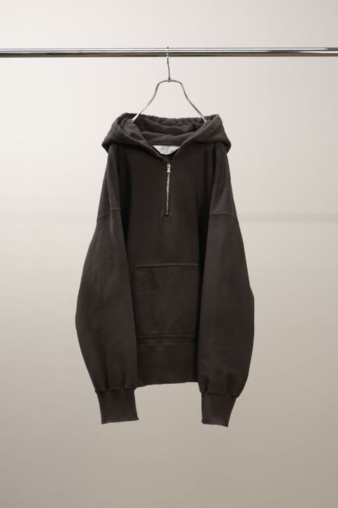 HALF ZIP HOODIE | BLACK | フーディー