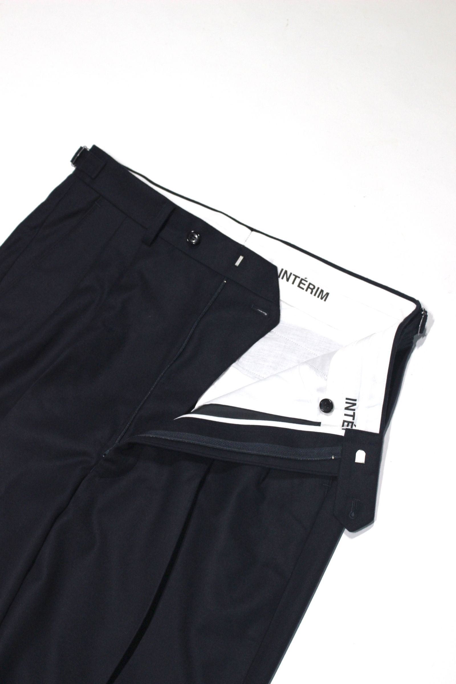 INTERIM - CASHMERE FLANNEL DEEP 2-TUCK SLACKS/スラックス | NapsNote