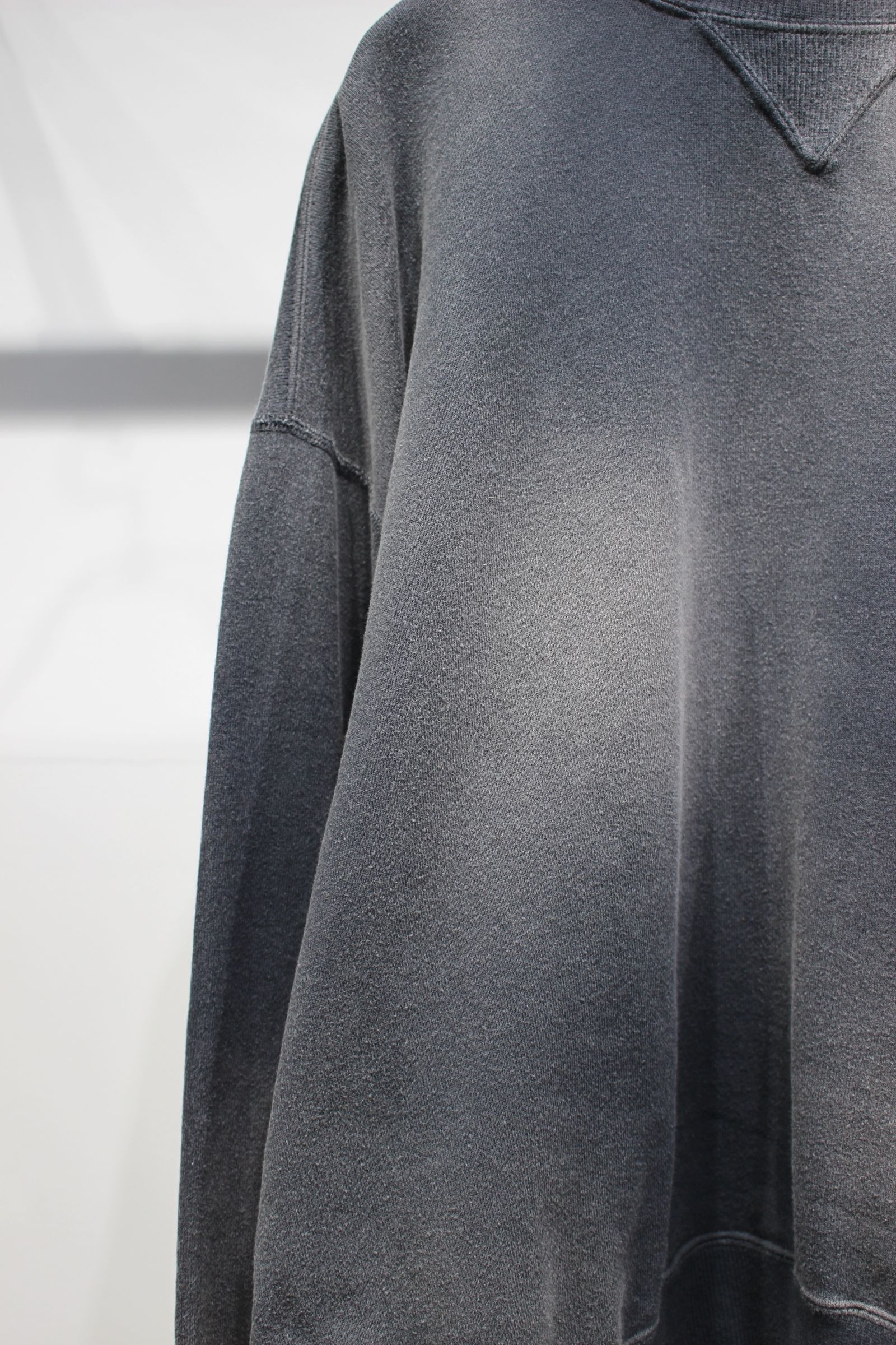 [ラスト1点] VINTAGE FADE BOTH V-GAZETTE SWEAT SHIRT | SUMI | スウェット