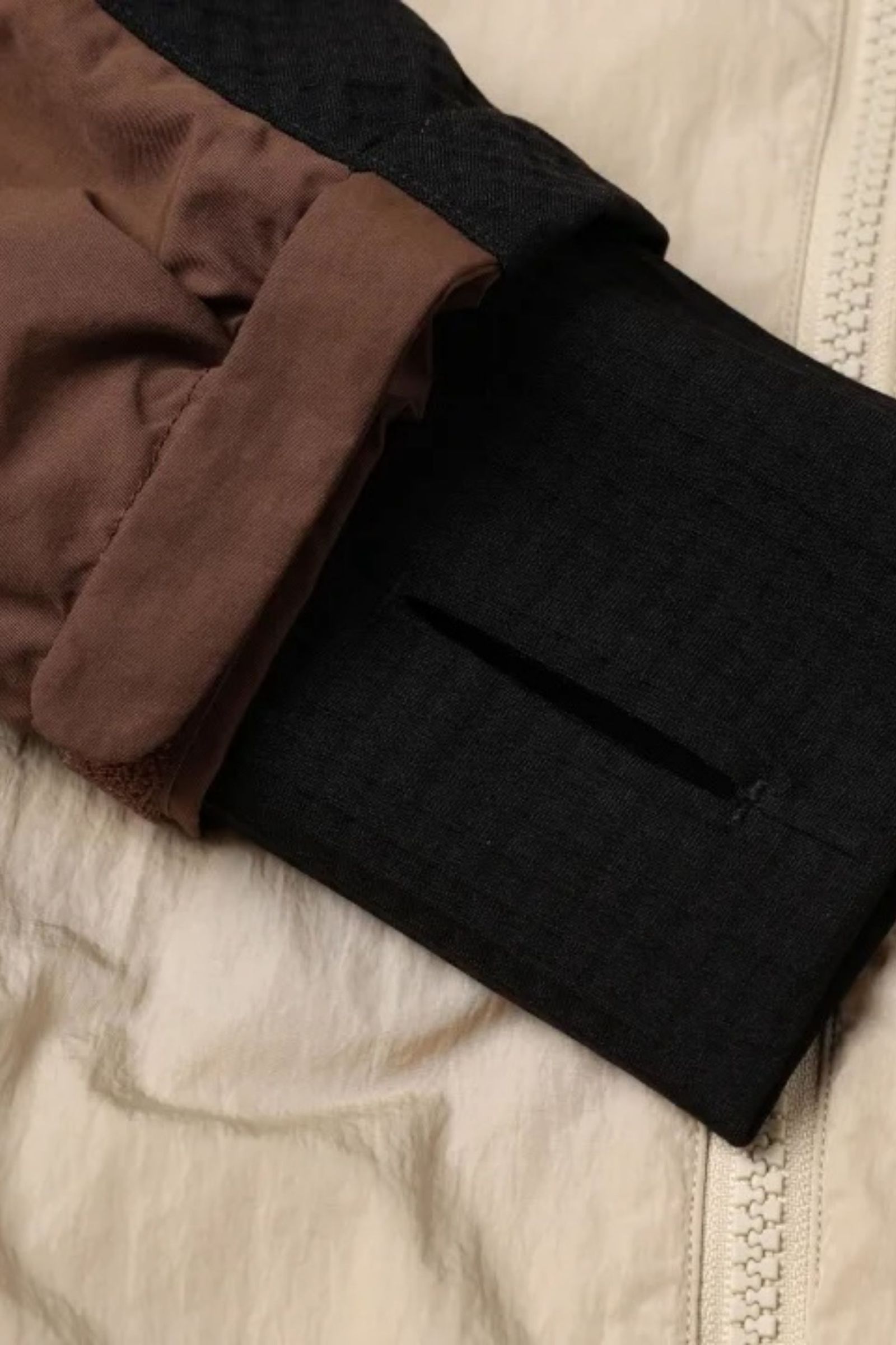 SWITCHING TECH ZIP JACKET | BEIGE | ジャケット