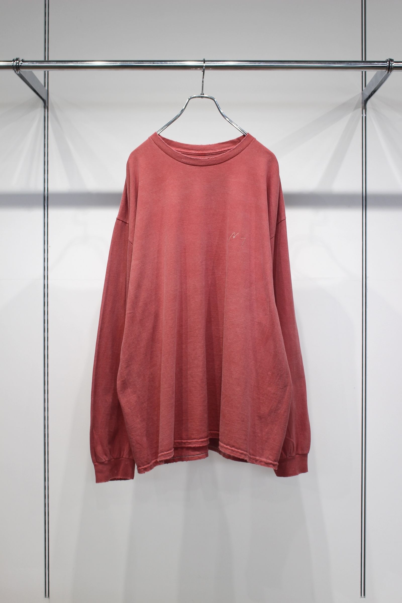 EMBROIDERY DYED LS T-SHIRT | RED | カットソー