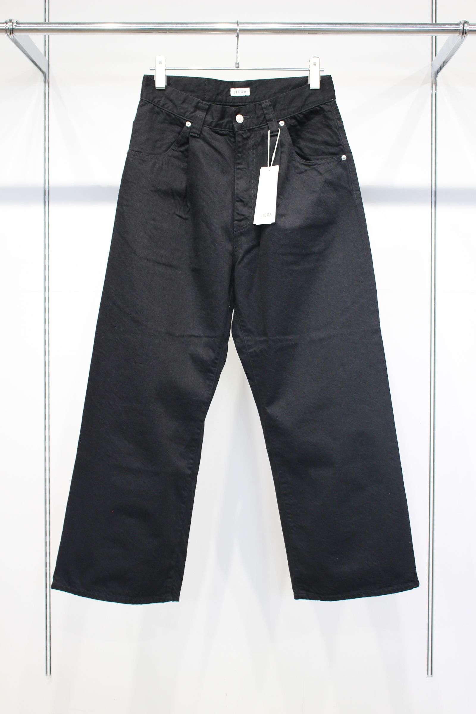 ONE TUCK DENIM PANTS | BLACK | デニム