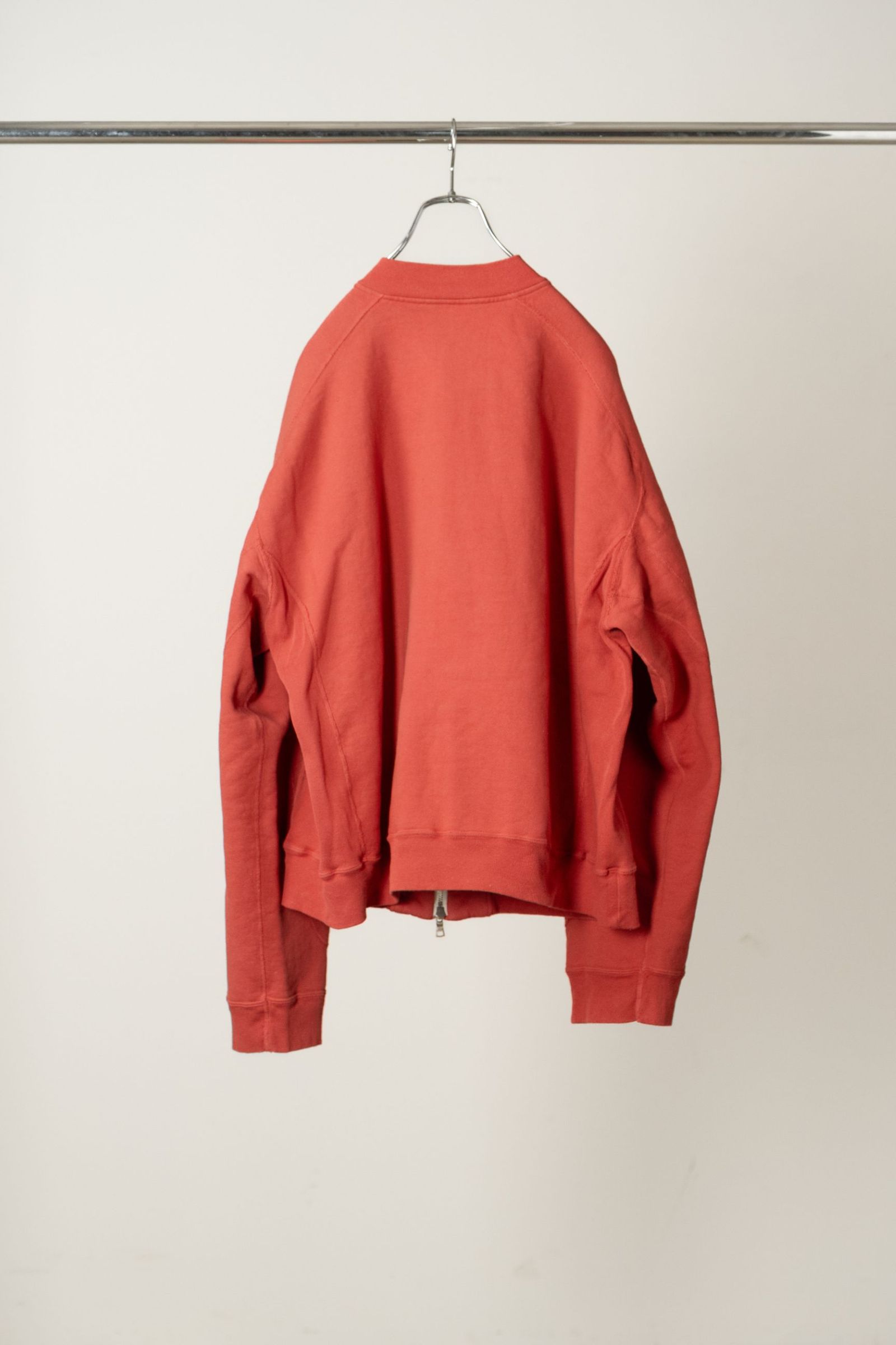 FLEECE-LINED SWEAT VERSITY SHIRT | RED | スウェット