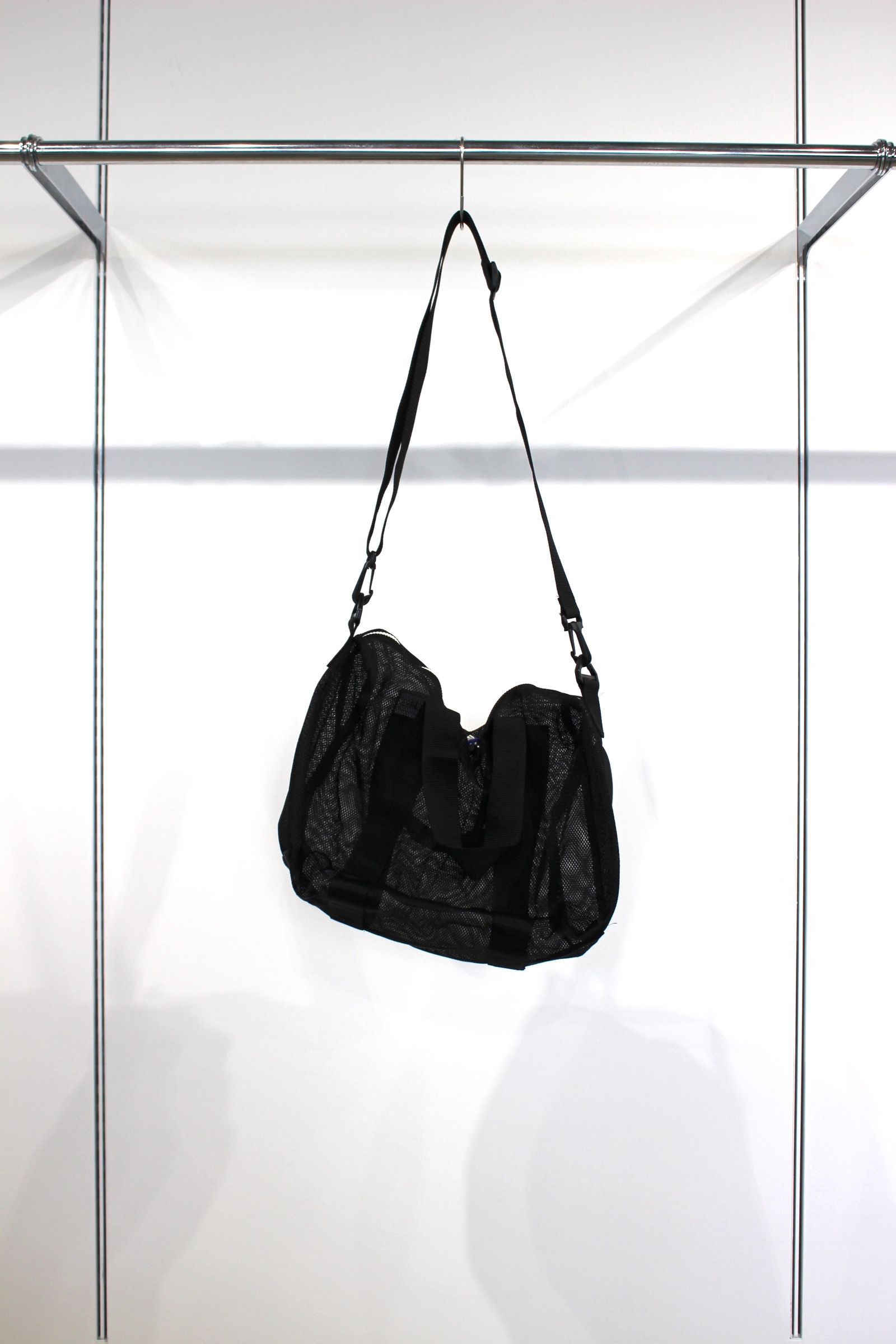 wonderland - P-side bag/BLACK | NapsNote