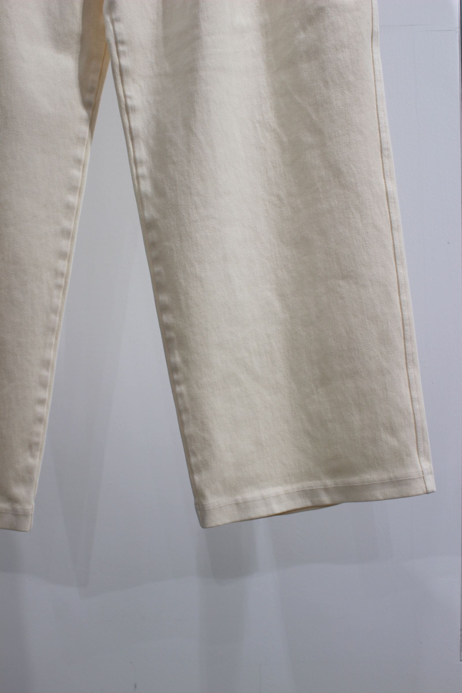 [ラスト1点] DENIM 2TUCK EZ WIDE SLACKS -ECRU- | ECRU | ニットデニム