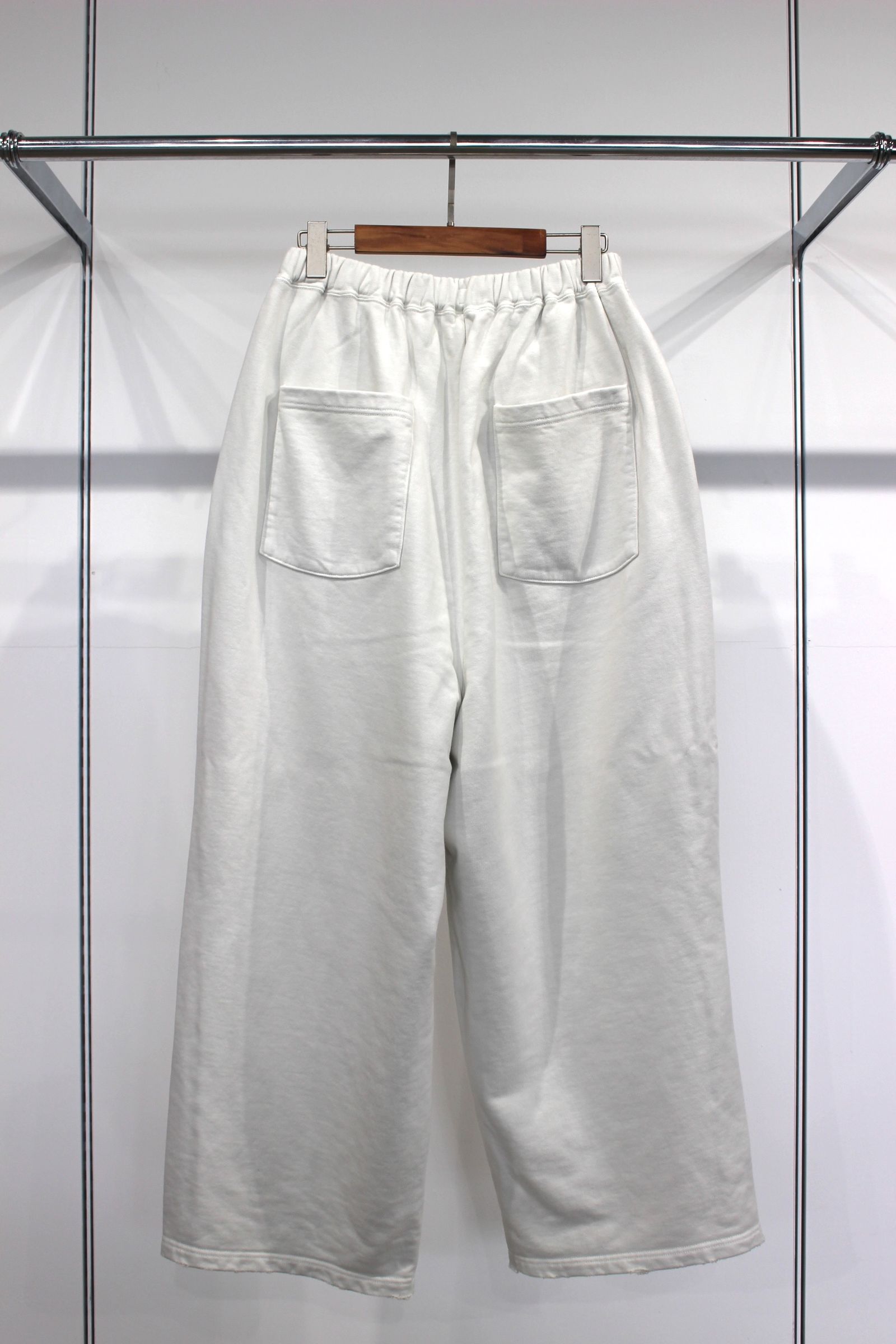TUCK SWEAT PANTS/WHITE