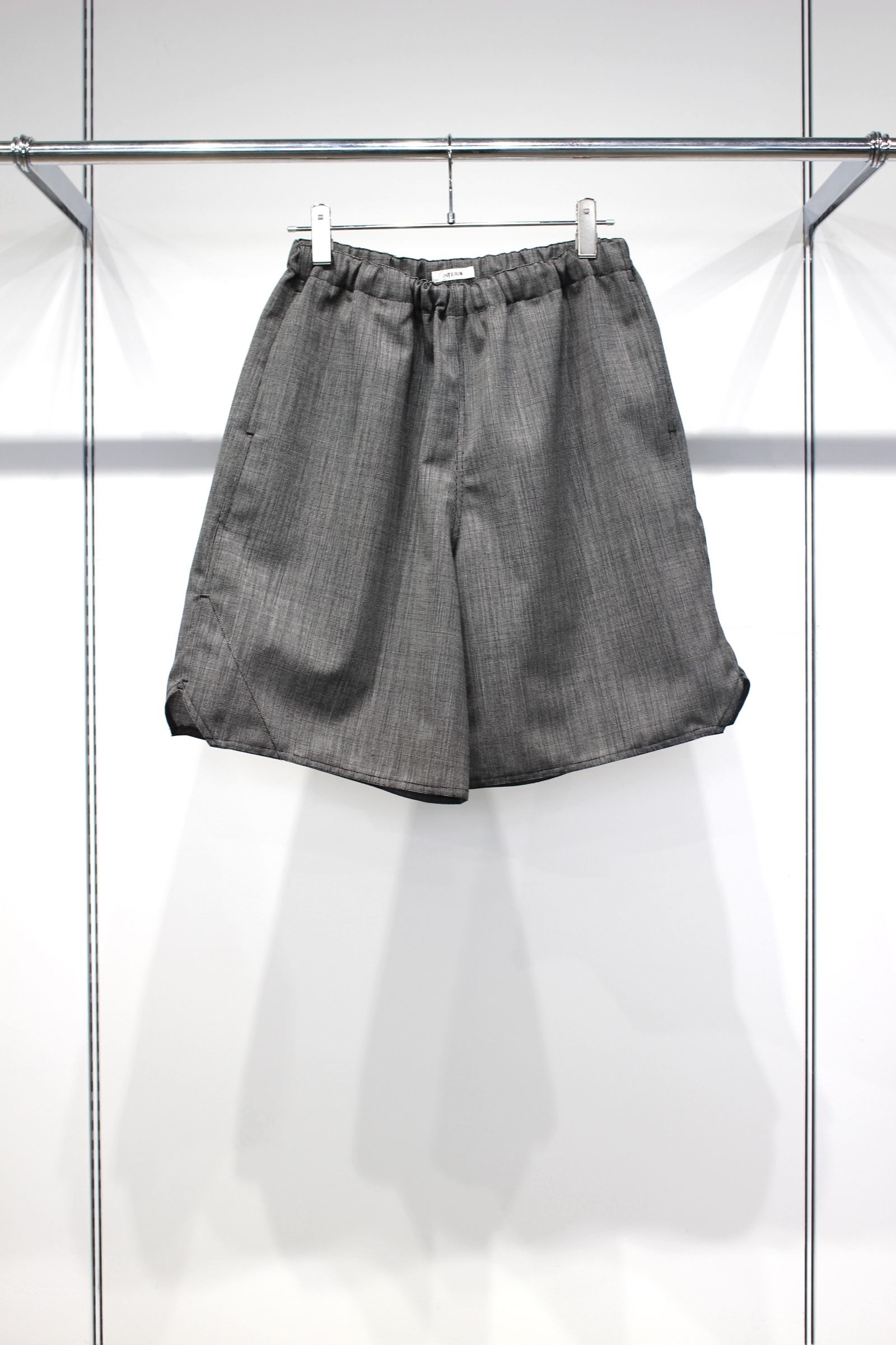 WOOL END-ON-END SUITING HYPER BIG TRAINING EASY SHORTS | BLACK | イージーショーツ